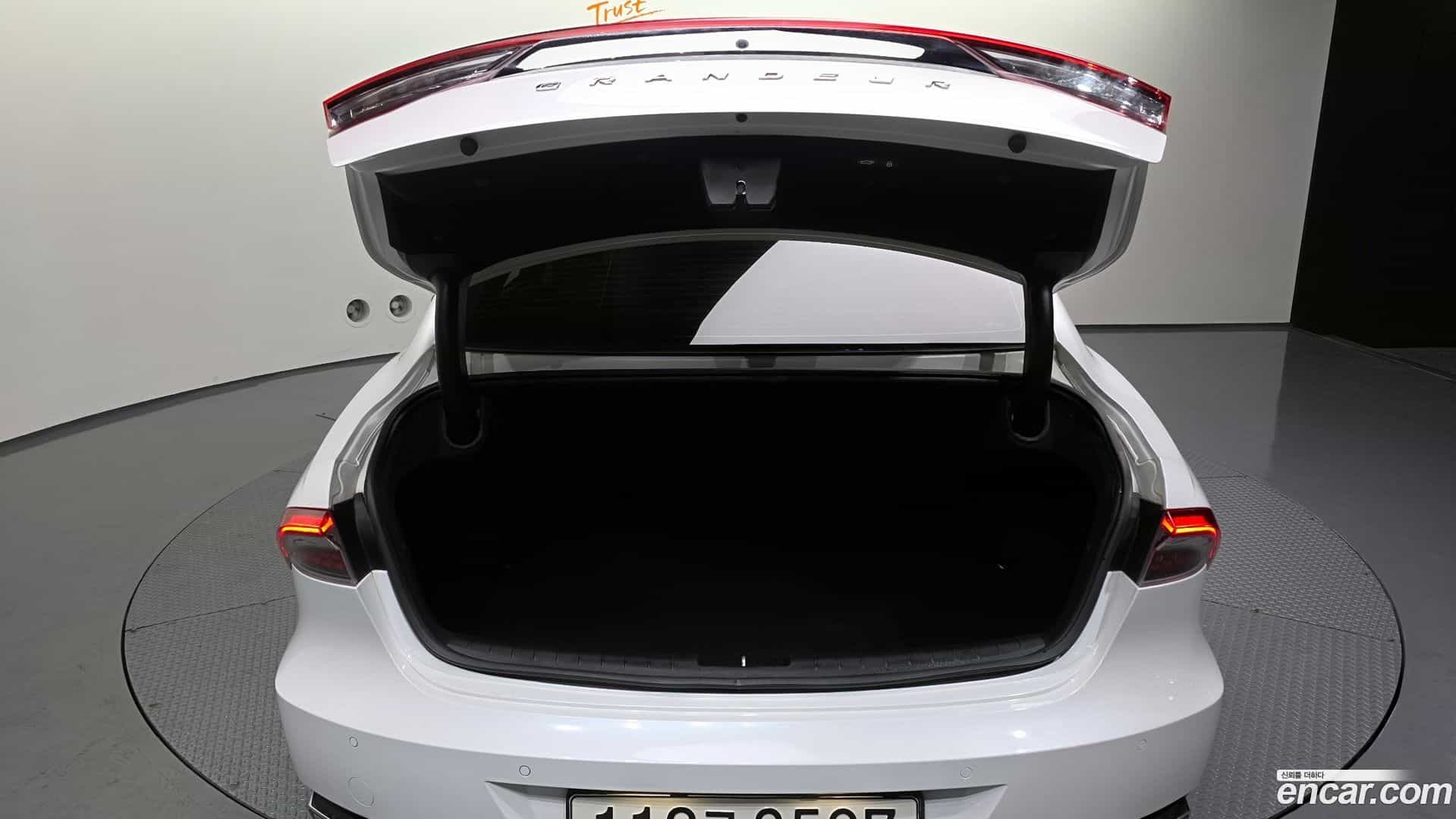 Grandeur Hyundai 2020.7-OPTION-024