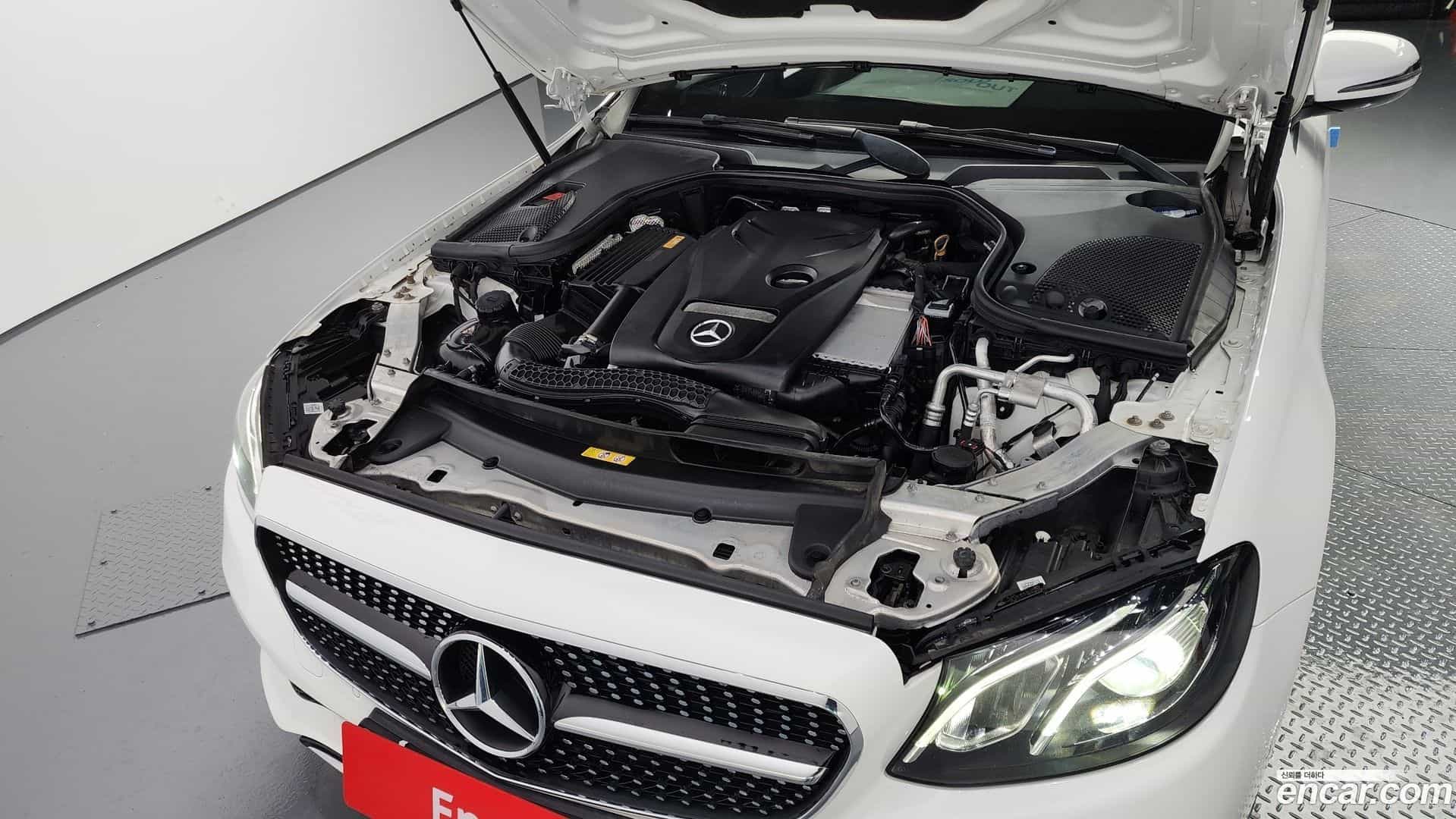 E-Class Mercedes-Benz 2018.9-INNER-006