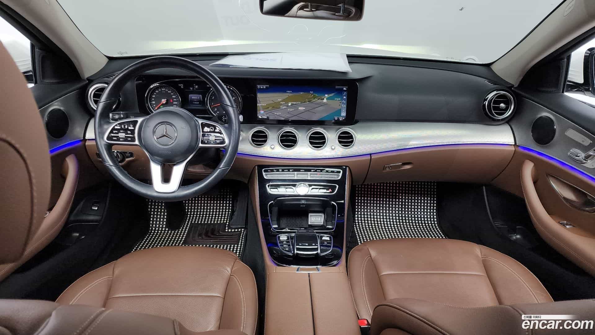 E-Class Mercedes-Benz 2018.9-INNER-007