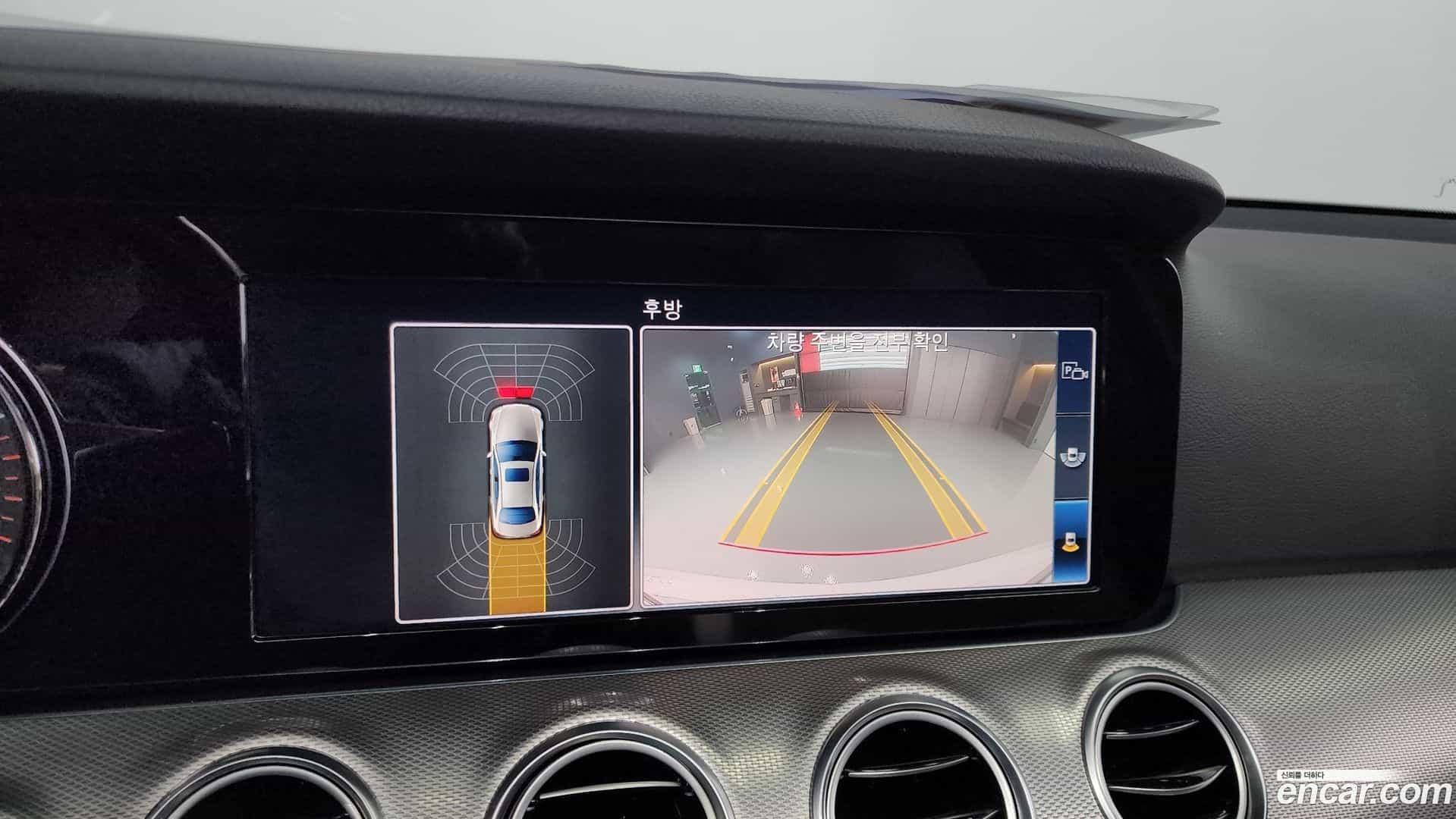 E-Class Mercedes-Benz 2018.9-OPTION-020