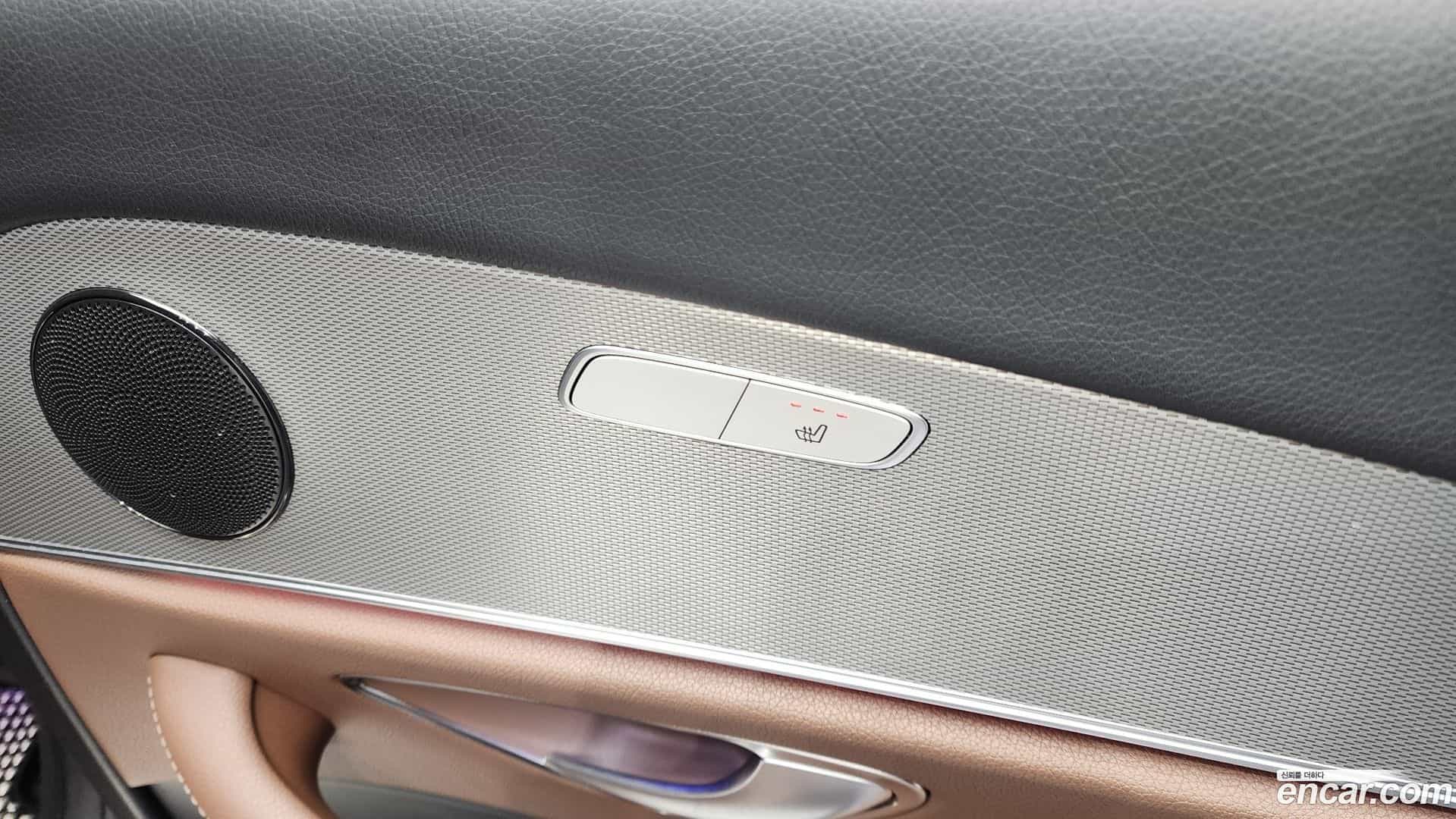 E-Class Mercedes-Benz 2018.9-OPTION-024