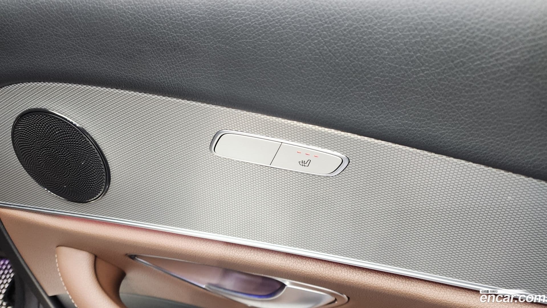 Main__Slider__Photo:E-Class Mercedes-Benz 2018.9-19