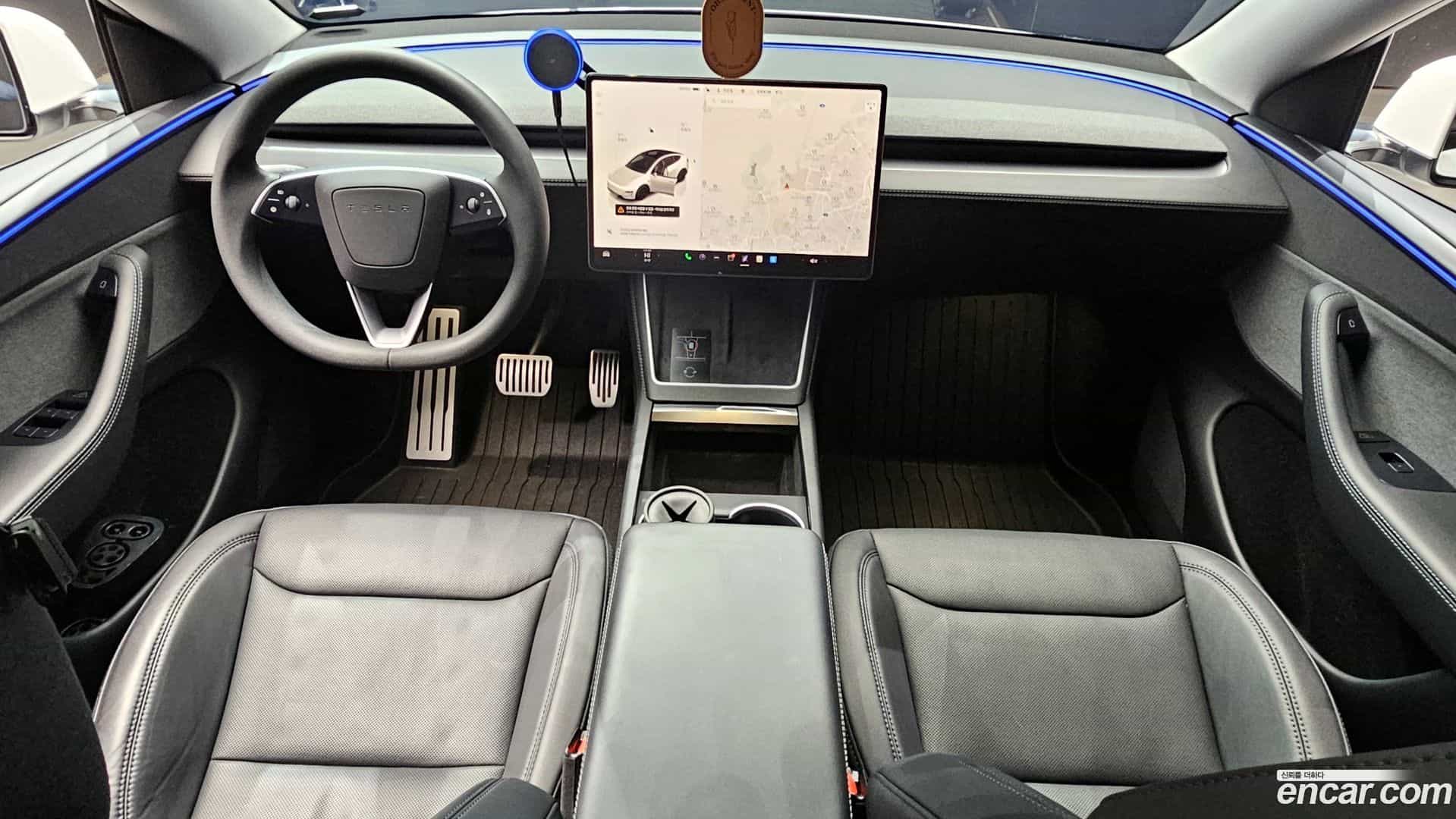 Model Y Tesla 2025.4-INNER-007