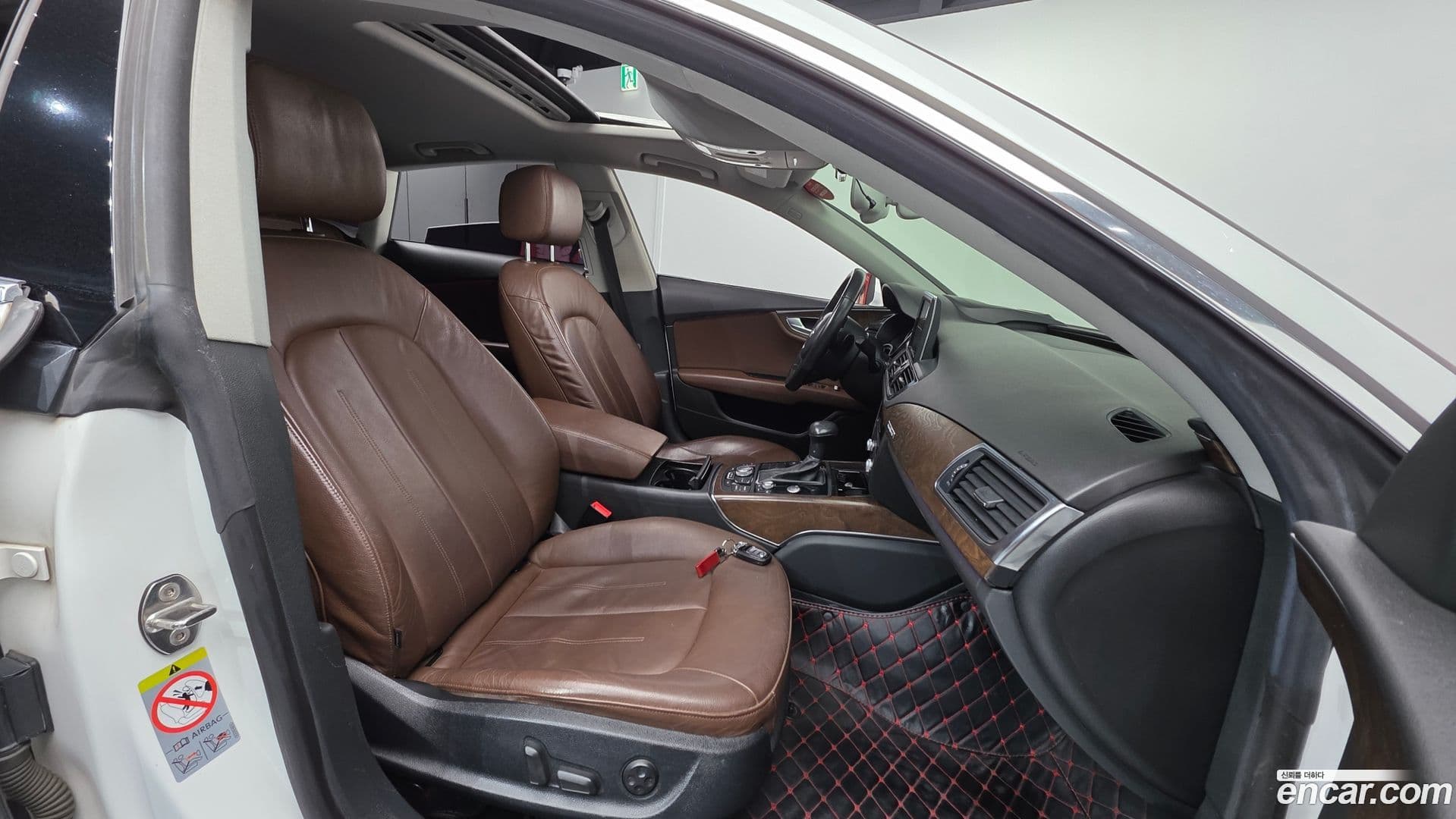 Main__Slider__Photo:A7 Audi 2014.0-9