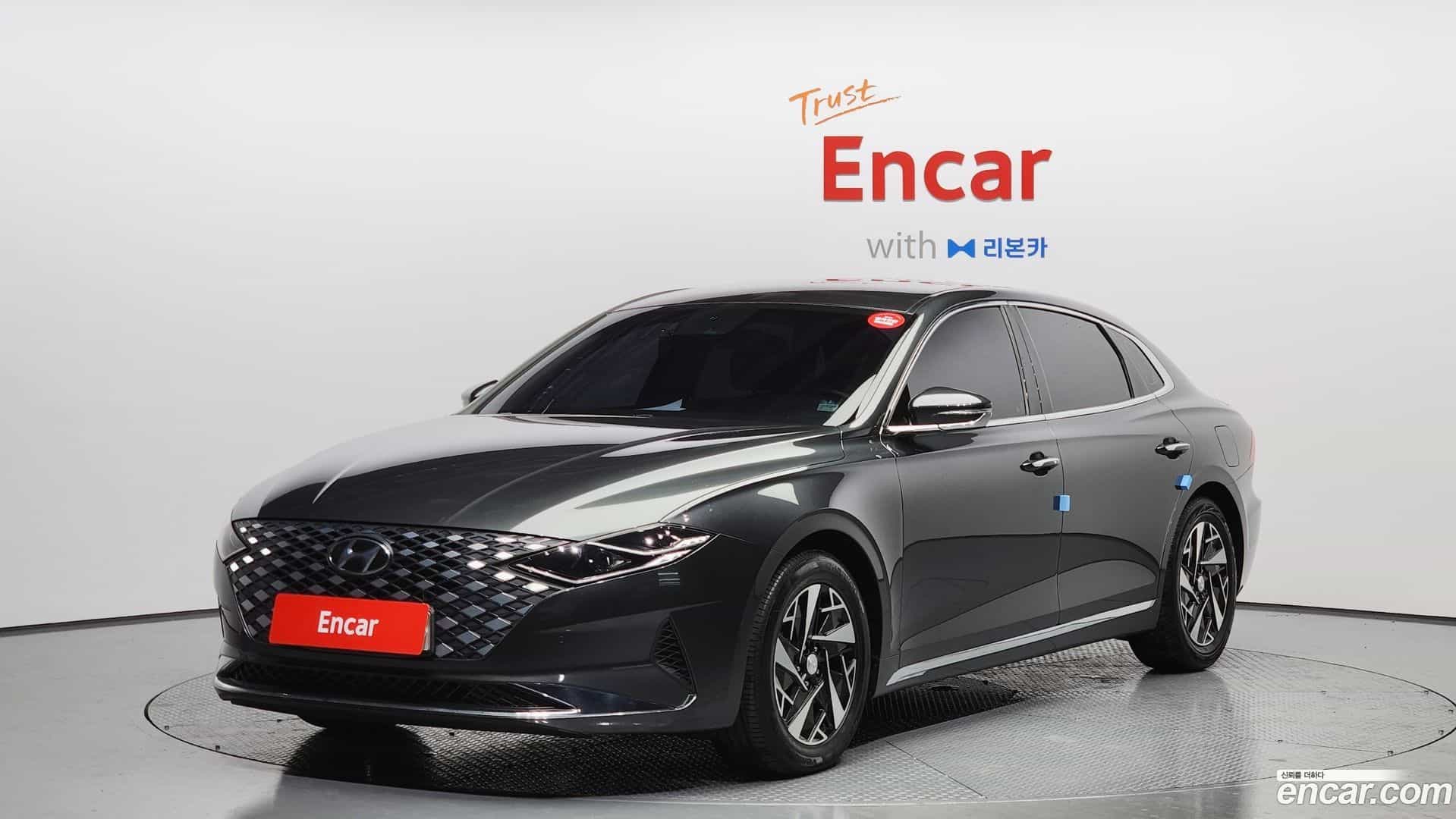 Grandeur Hyundai 2021.1-OUTER-001