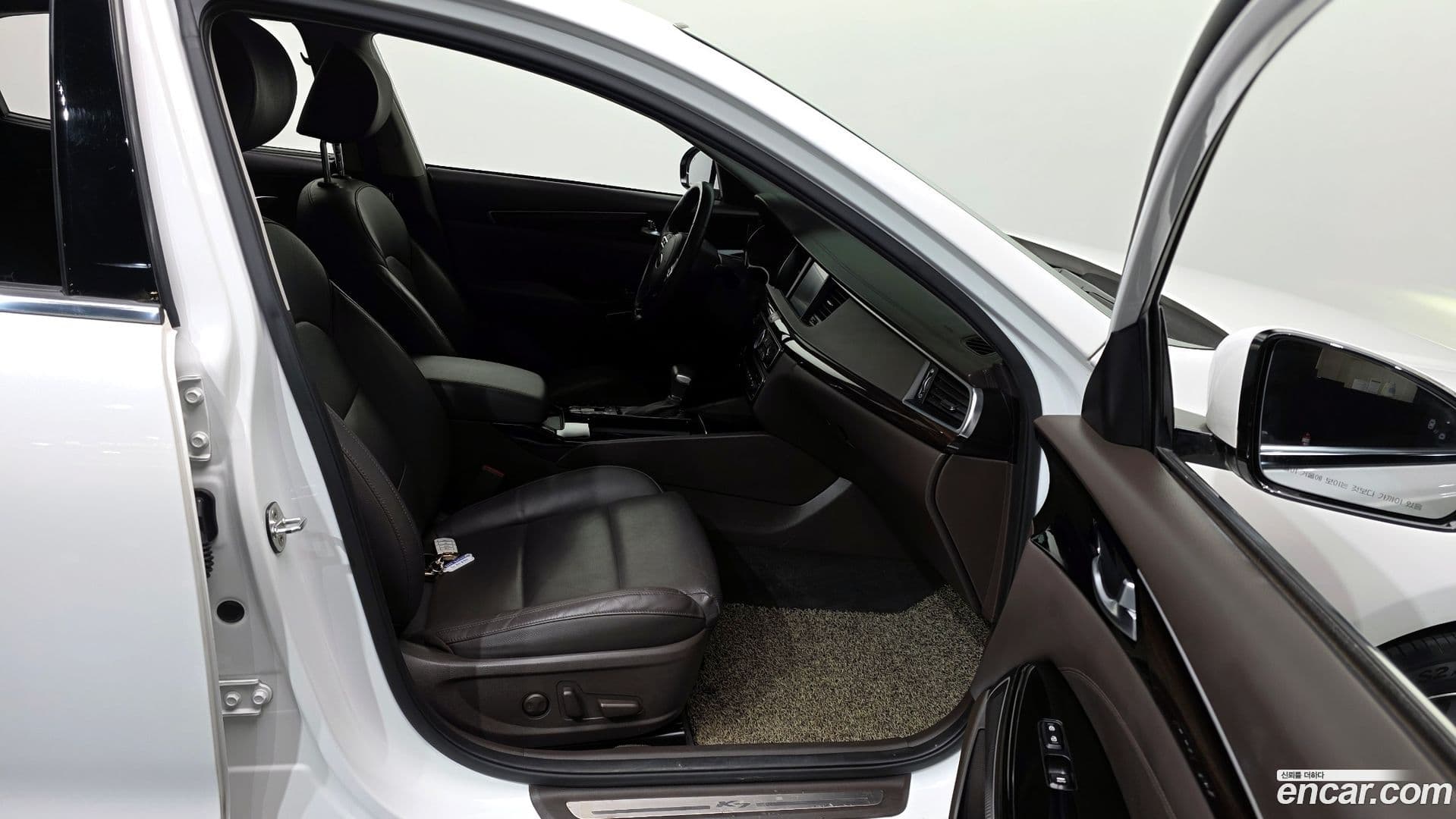 Main__Slider__Photo:K7 Kia 2019.0-10