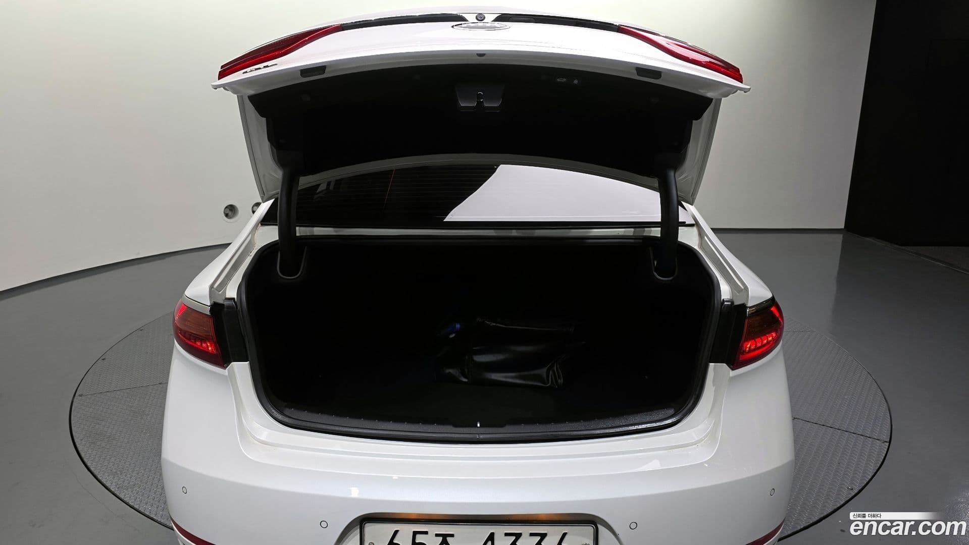 Main__Slider__Photo:K7 Kia 2019.0-19