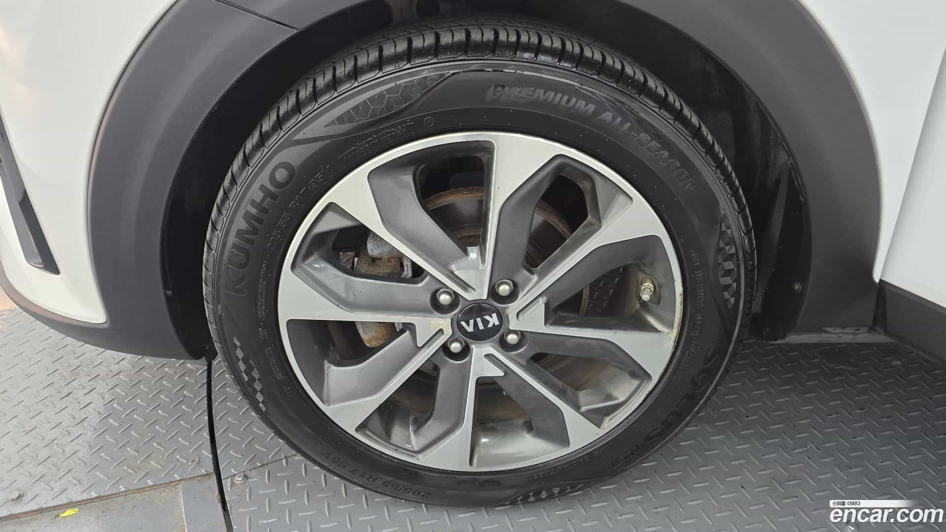 Stonic Kia 2017.8-OUTER-005