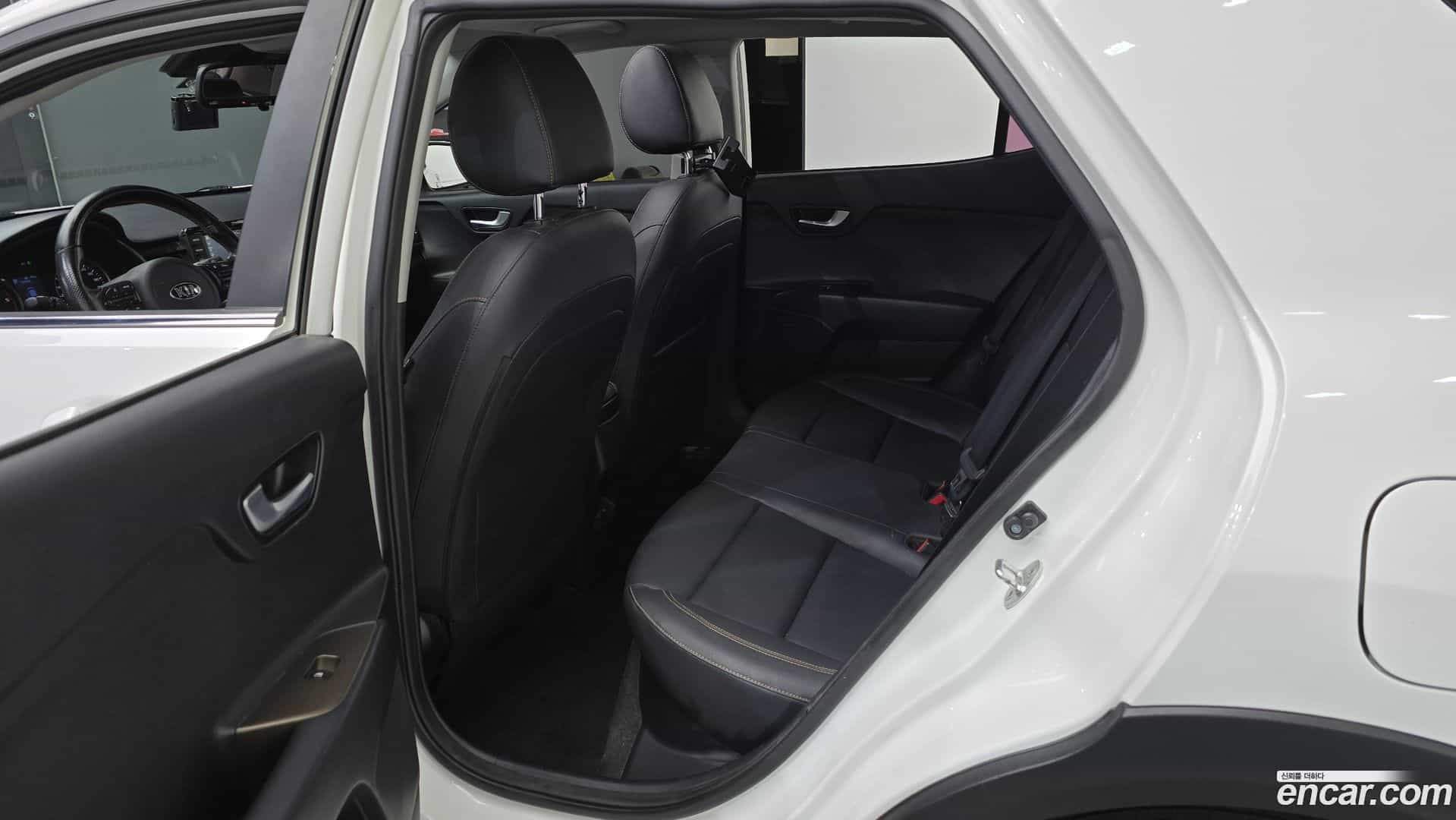 Stonic Kia 2017.8-OPTION-015