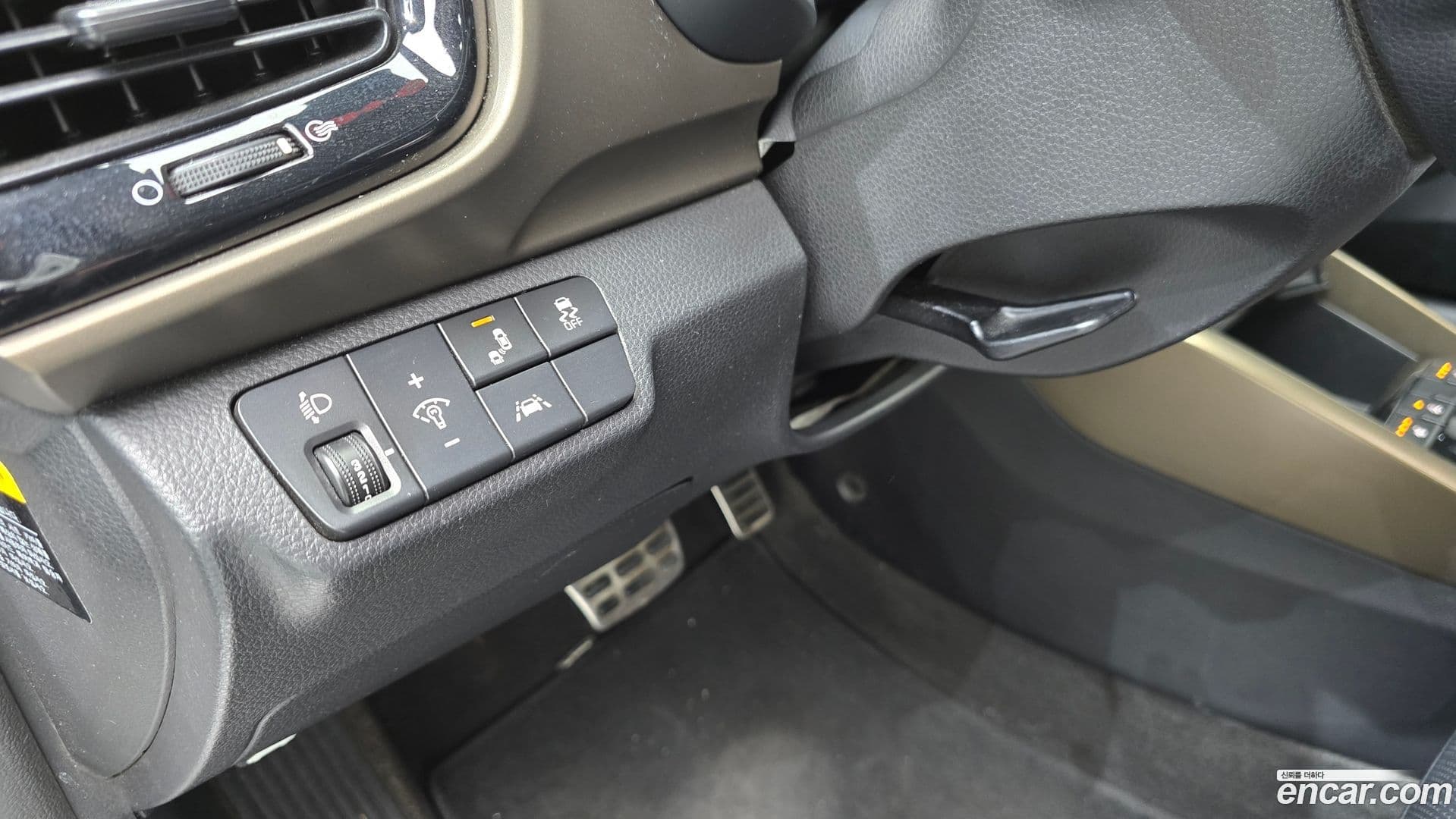 Main__Slider__Photo:Stonic Kia 2017.8-14