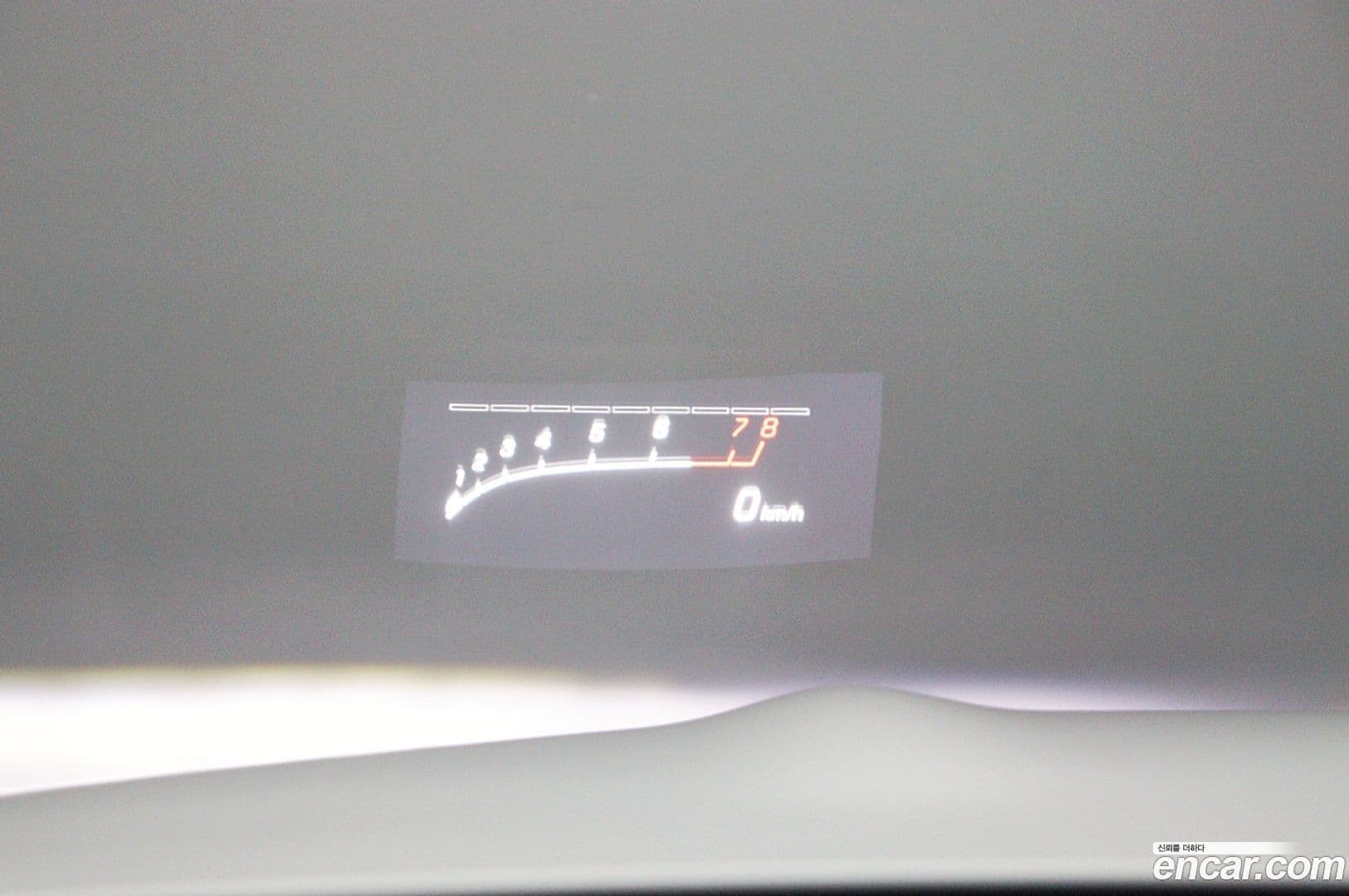 Main__Slider__Photo:E-Class Mercedes-Benz 2021.8-13