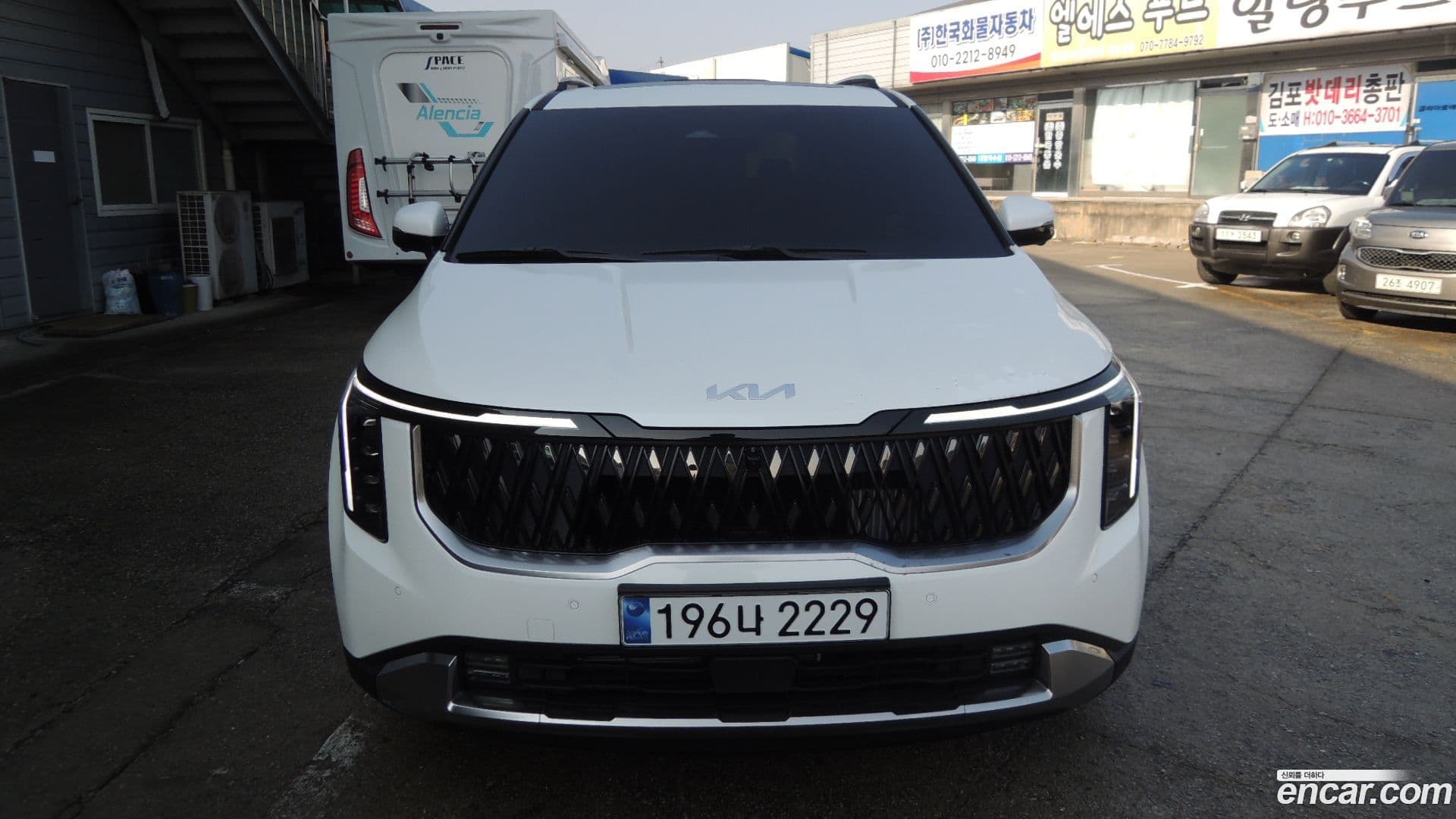 Main__Slider__Photo:Canival Kia 2025.5-1