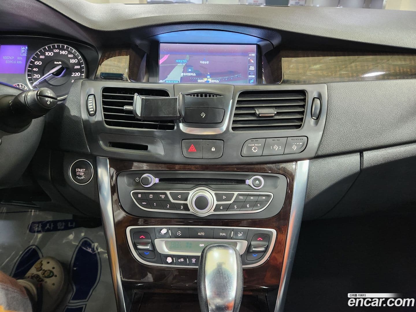 Main__Slider__Photo:SM5 Renault Korea 2011.11-8