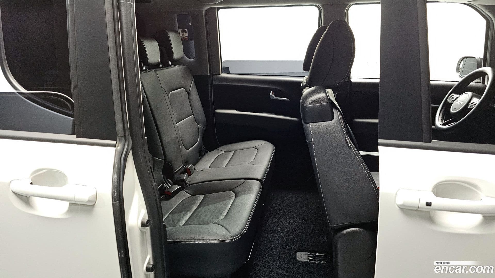 Main__Slider__Photo:RAY Kia 2023.5-11