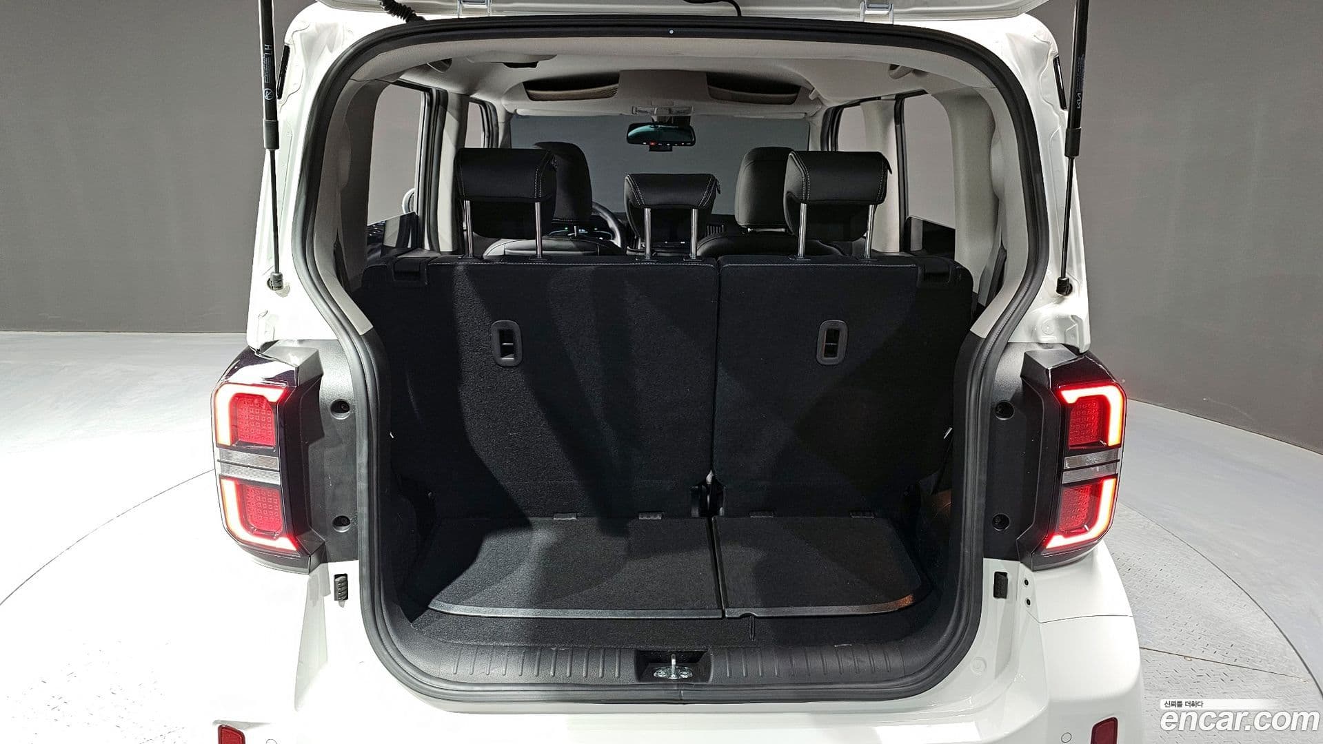 Main__Slider__Photo:RAY Kia 2023.5-18