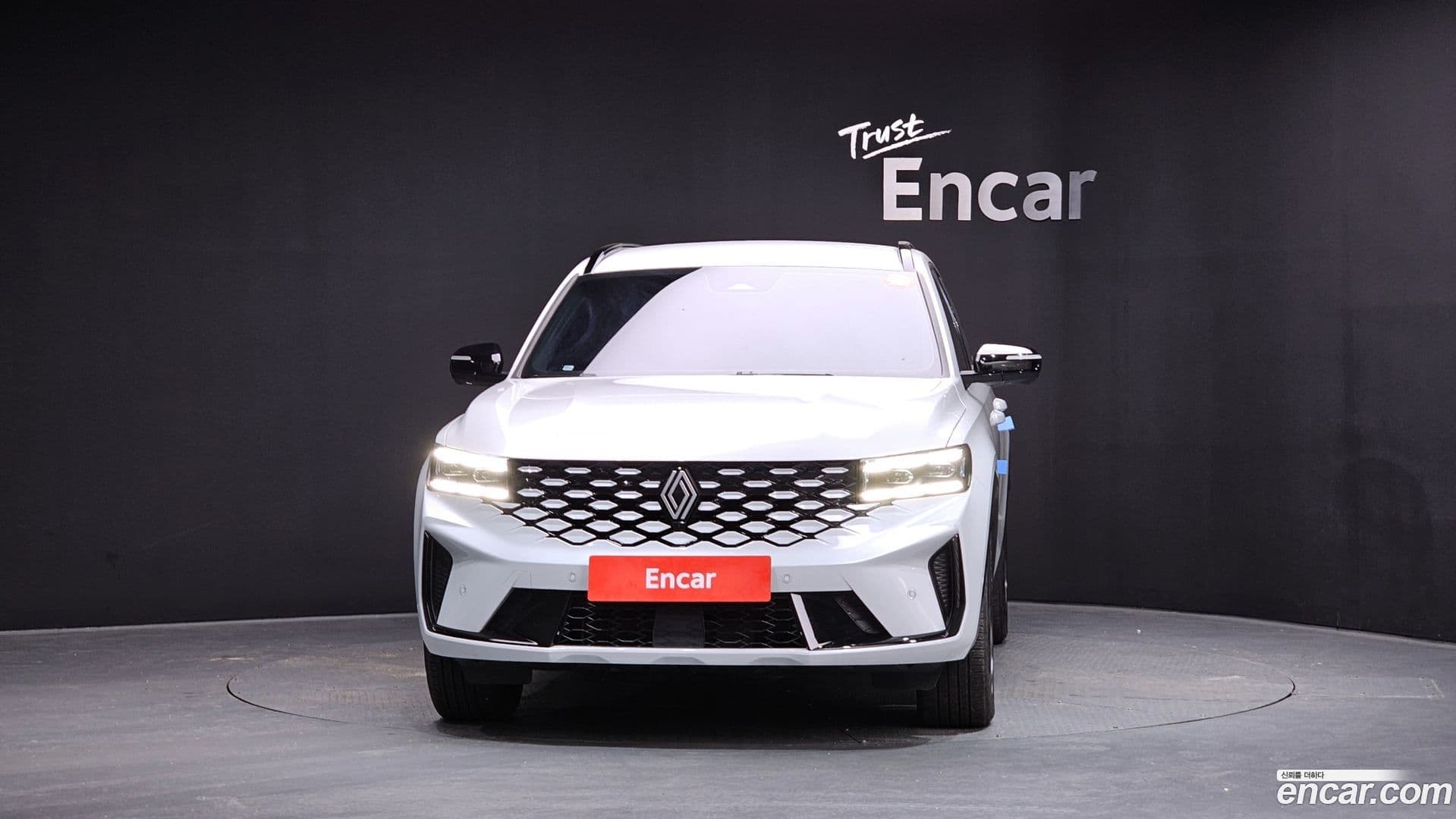 Main__Slider__Photo:Grand Koleos Renault Korea 2025.2-2