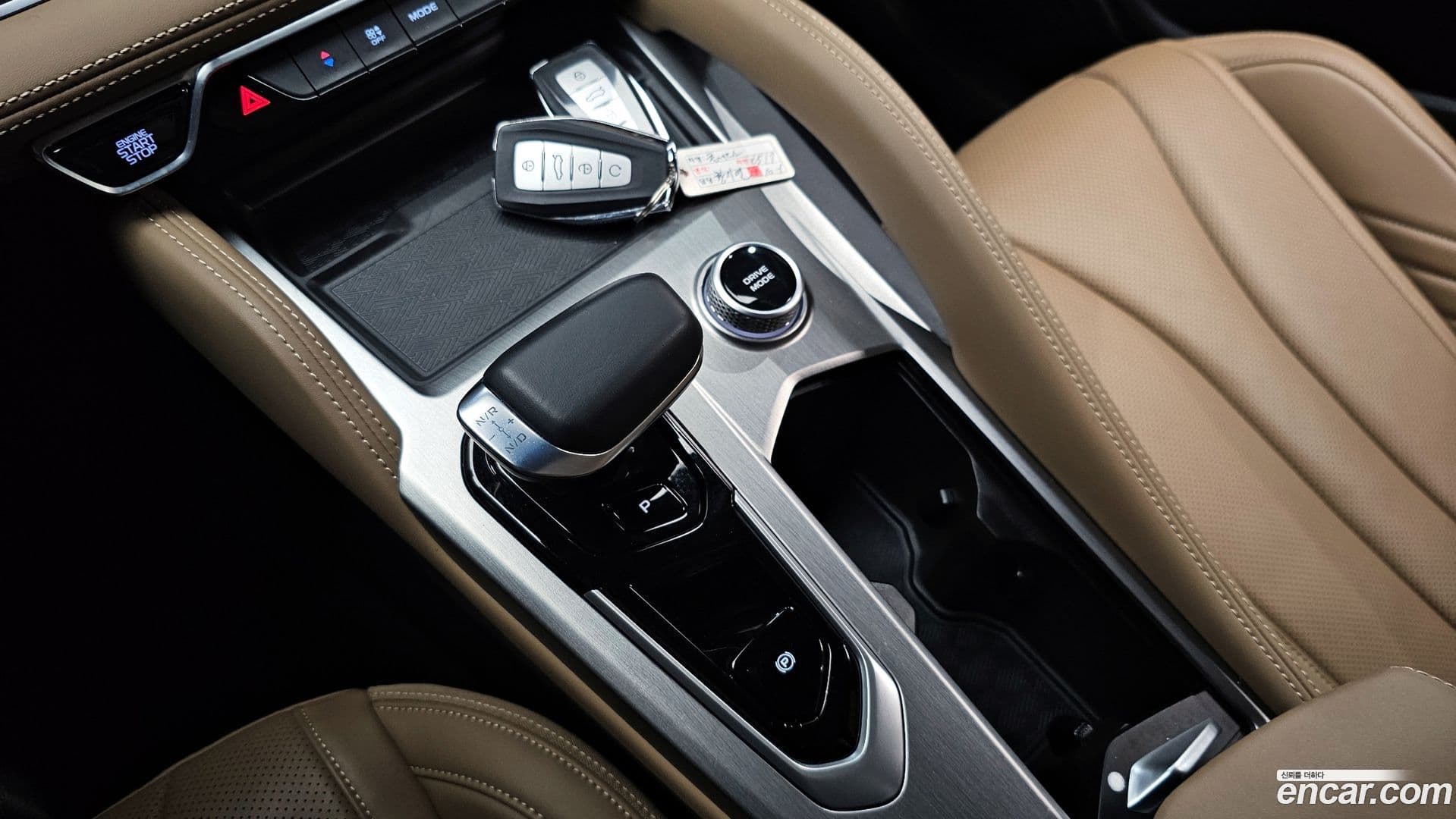 Main__Slider__Photo:Grand Koleos Renault Korea 2025.2-8