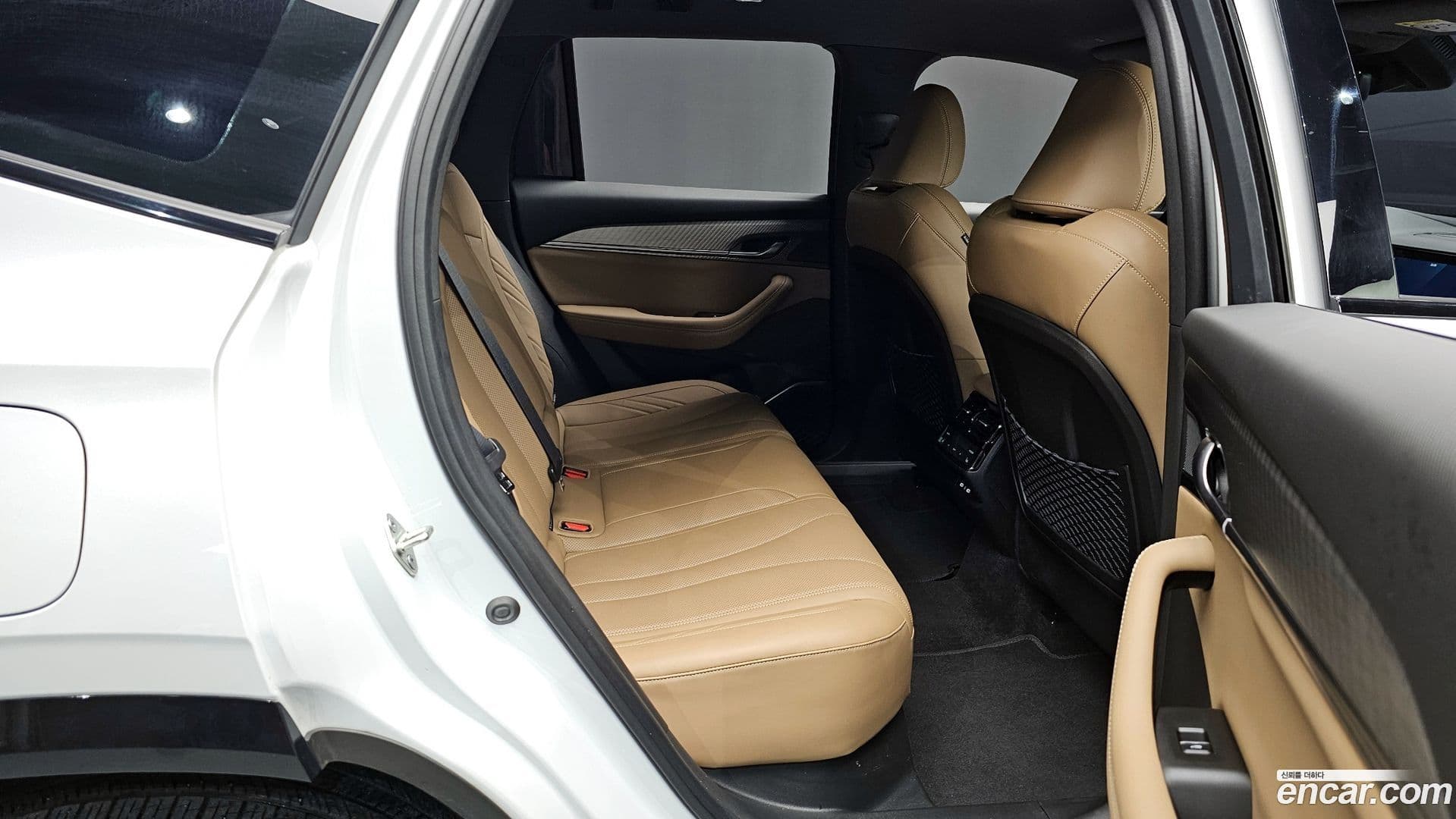 Main__Slider__Photo:Grand Koleos Renault Korea 2025.2-11