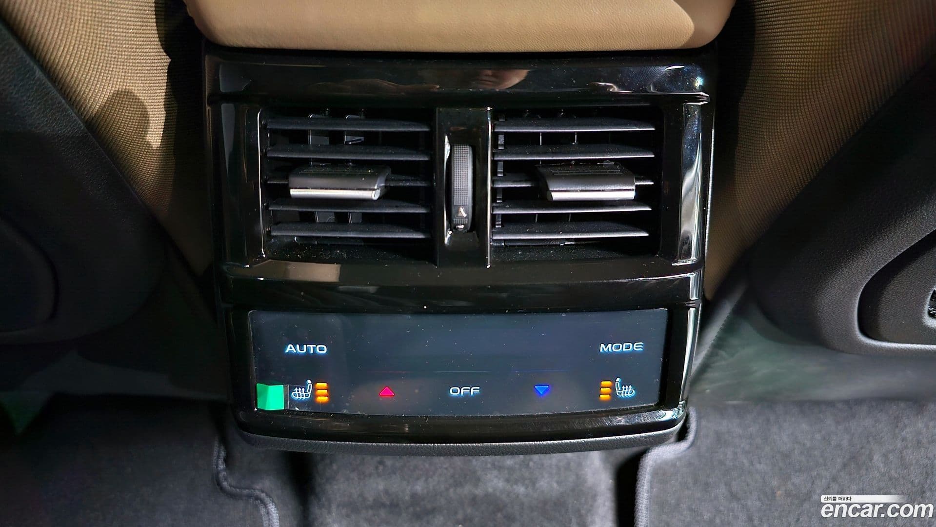 Main__Slider__Photo:Grand Koleos Renault Korea 2025.2-18