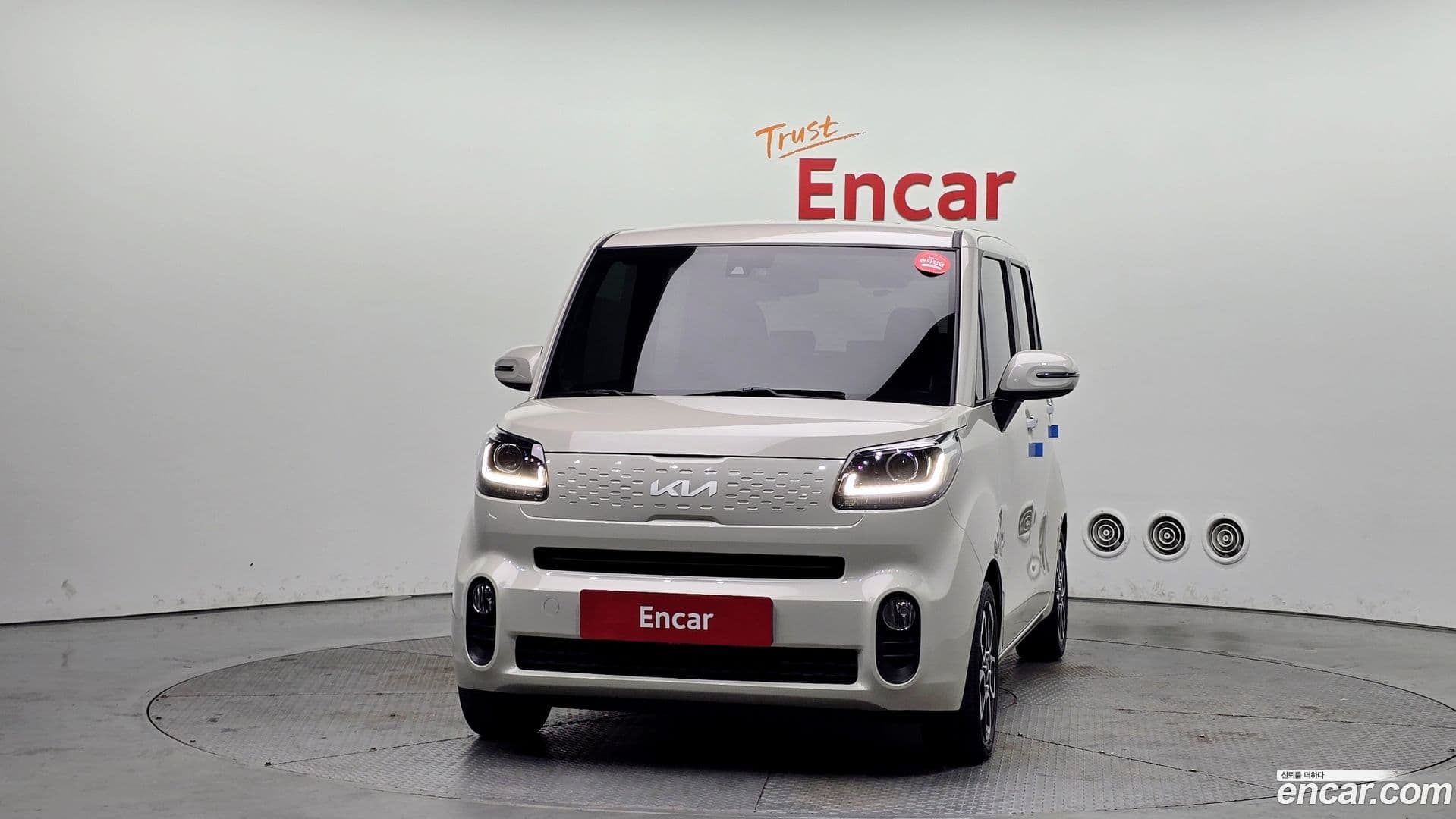 Main__Slider__Photo:RAY Kia 2021.10-2