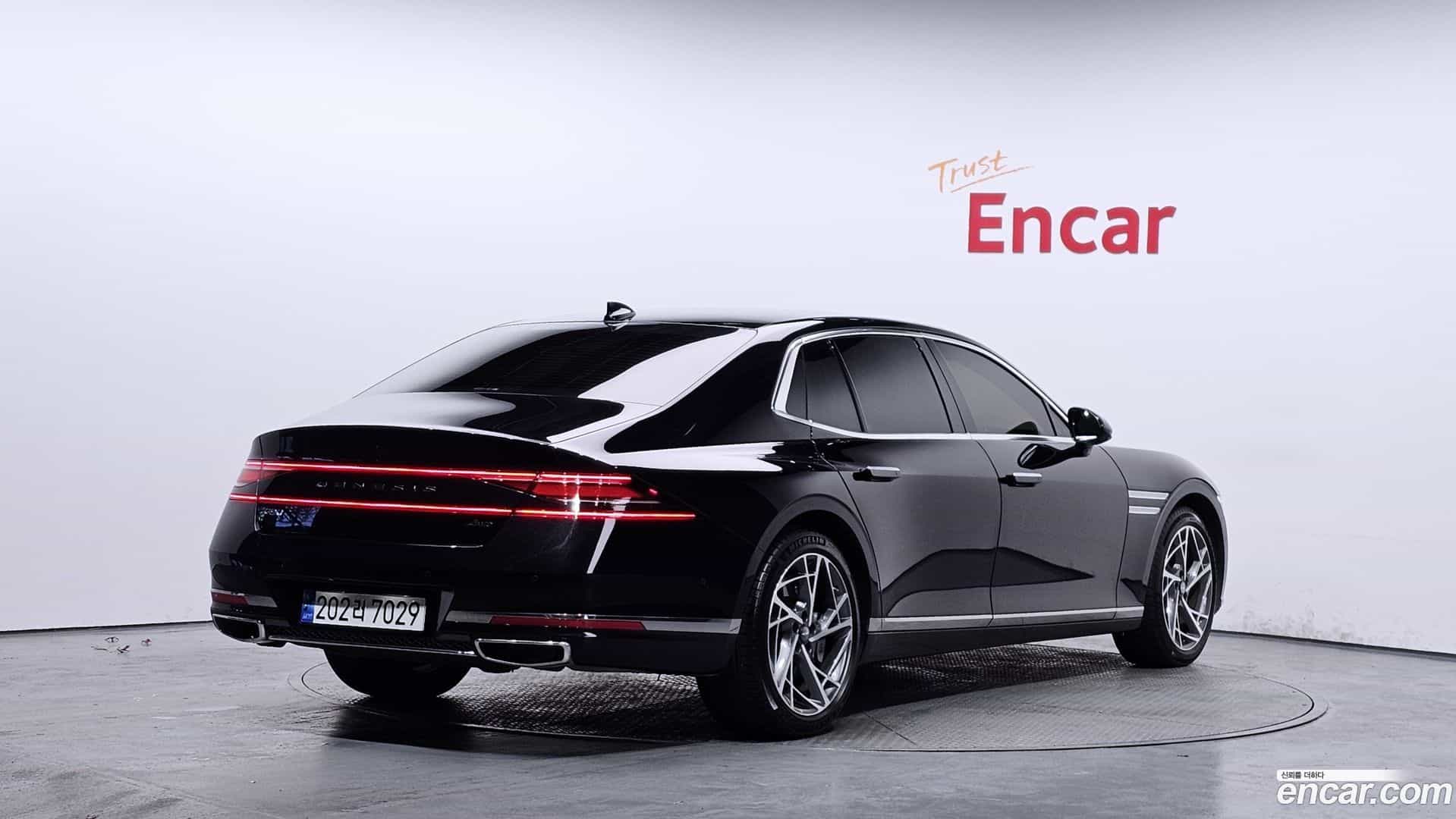 G90 Genesis 2022.7-OUTER-002