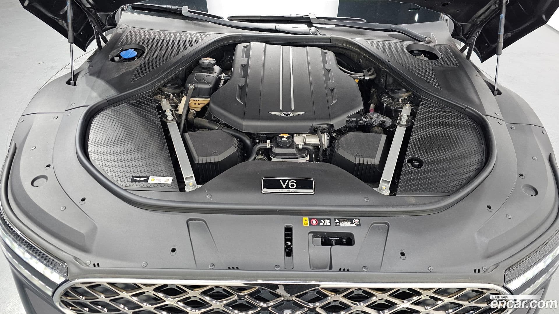 Main__Slider__Photo:G90 Genesis 2022.7-5