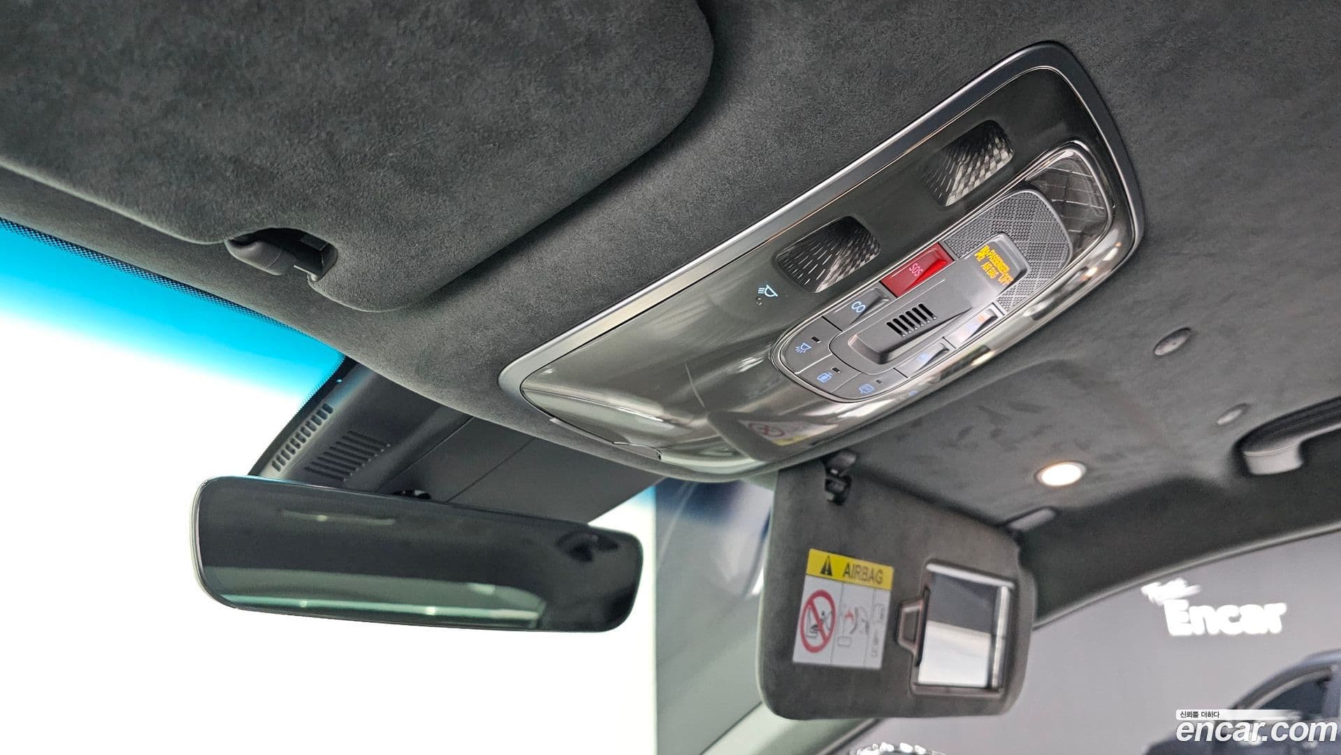 Main__Slider__Photo:G90 Genesis 2022.7-17