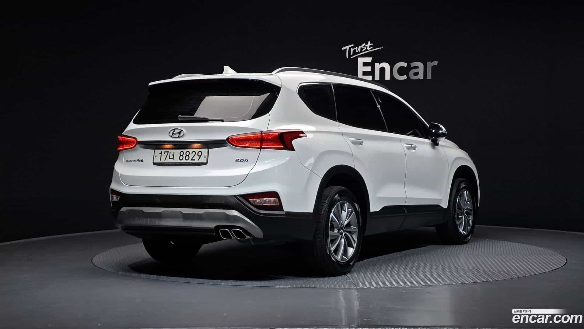 Santafe Hyundai 2018.10-OUTER-002