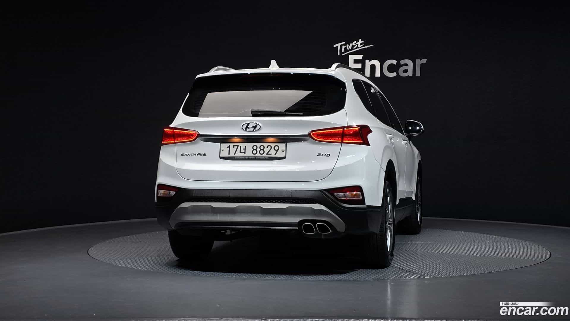 Santafe Hyundai 2018.10-OUTER-004