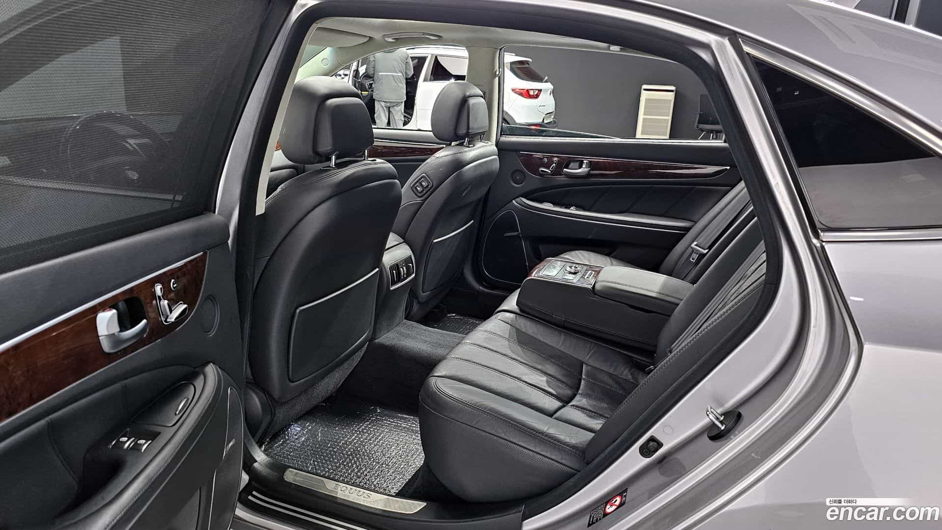 Equus Hyundai 2011.7-OPTION-016