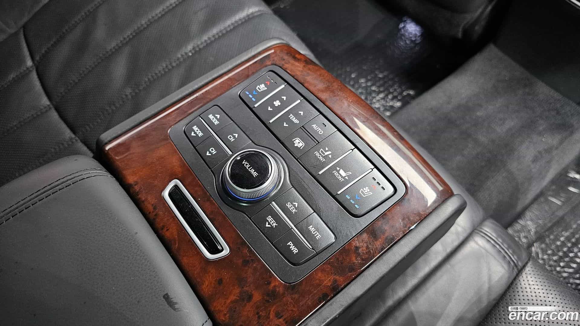 Equus Hyundai 2011.7-OPTION-021