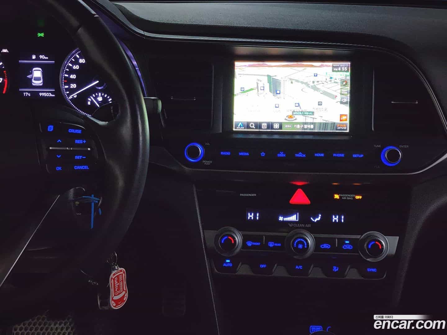 AVANTE Hyundai 2019.10-OPTION-018