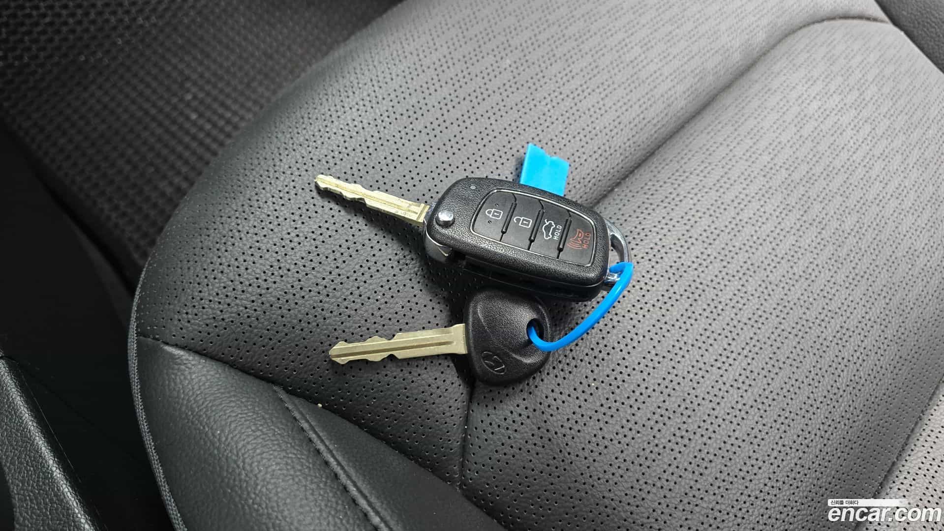 AVANTE Hyundai 2019.10-OPTION-022