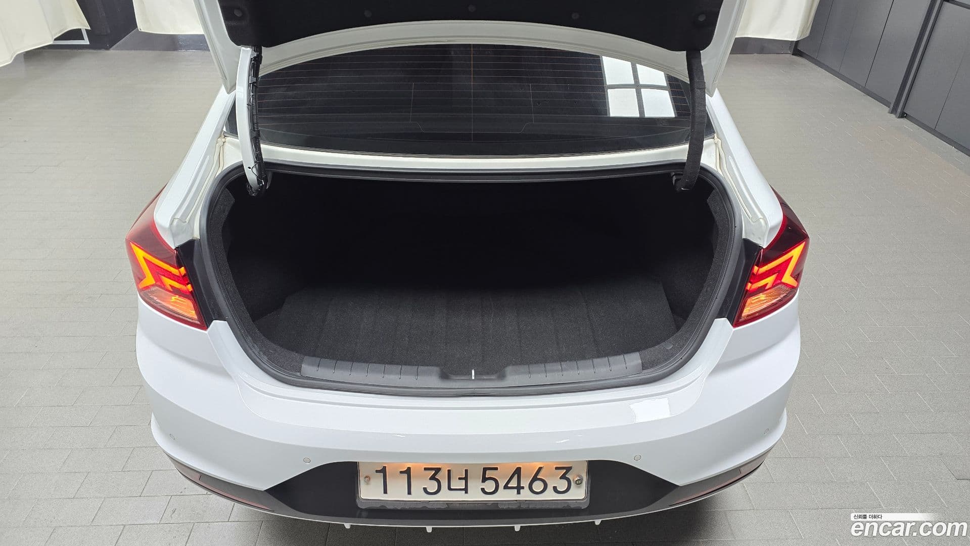 Main__Slider__Photo:AVANTE Hyundai 2019.10-19