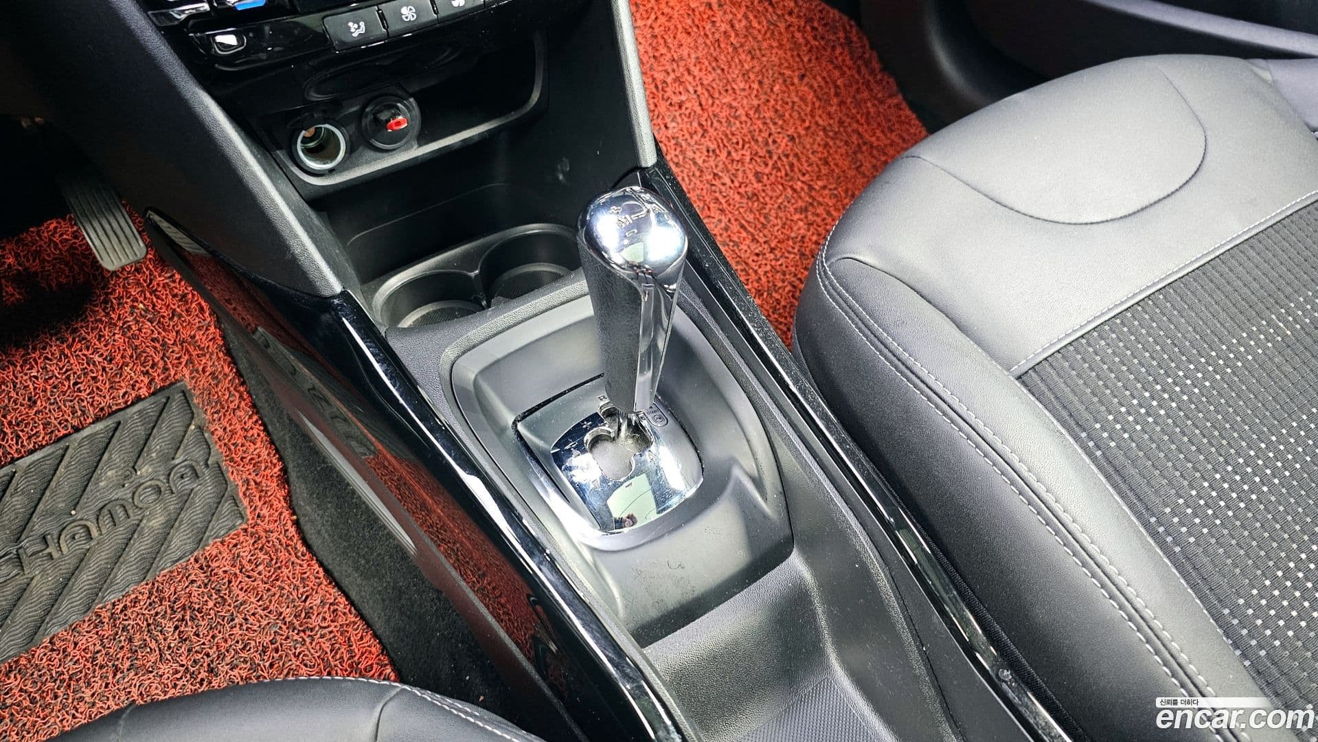 Main__Slider__Photo:2008 Peugeot 2015.4-8