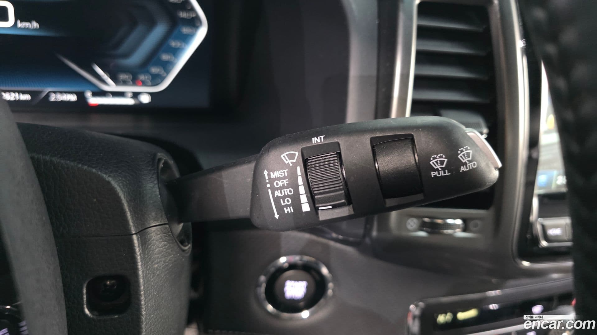 Main__Slider__Photo:Rexton KG_Mobility_Ssangyong 2023.1-16