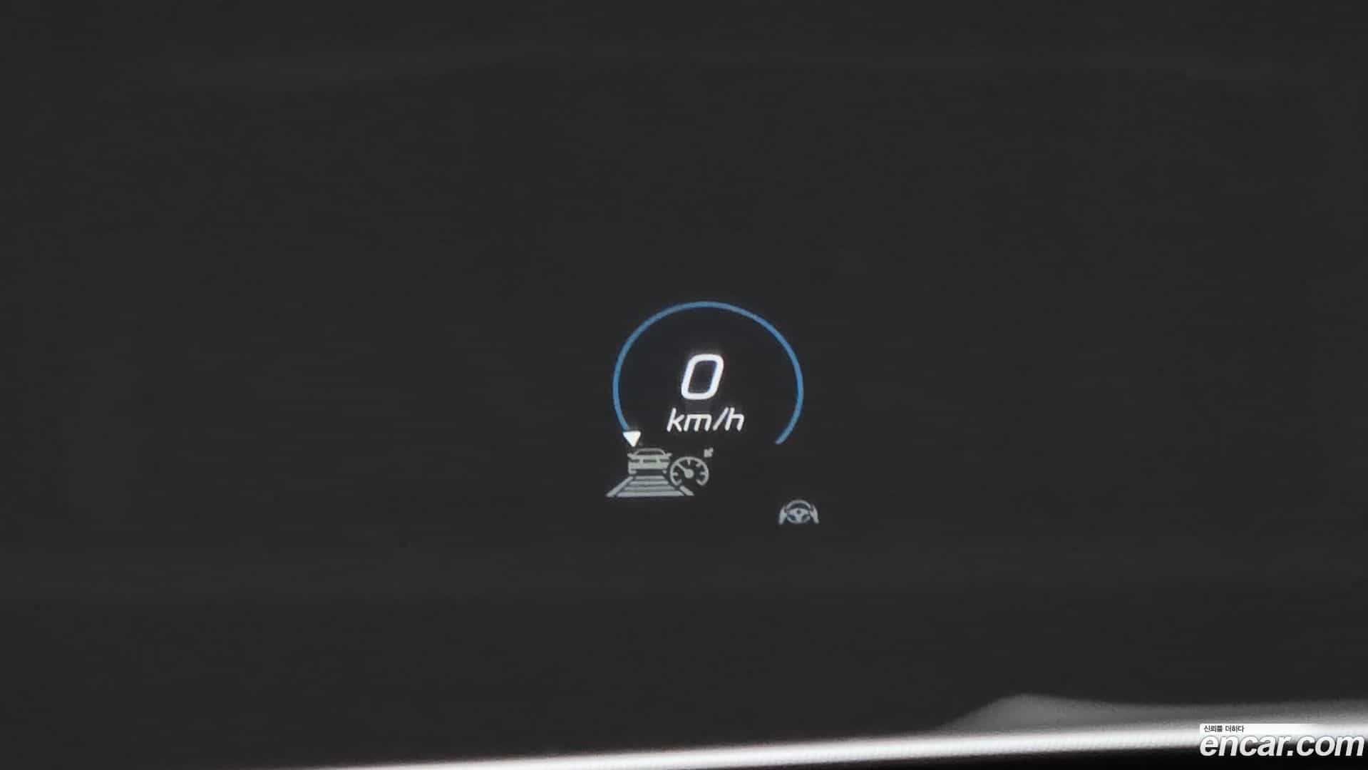 GLE-Class Mercedes-Benz 2022.10-OPTION-015