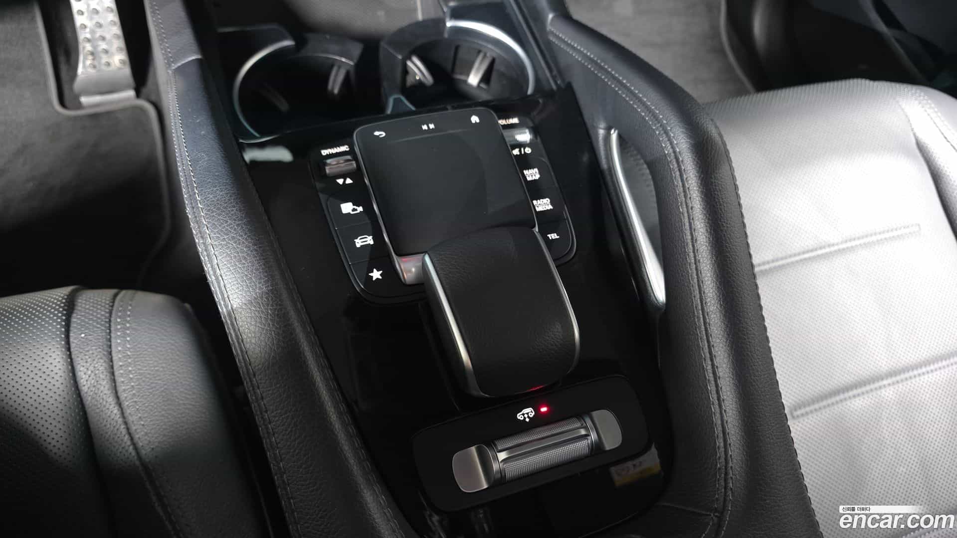 GLE-Class Mercedes-Benz 2022.10-OPTION-021