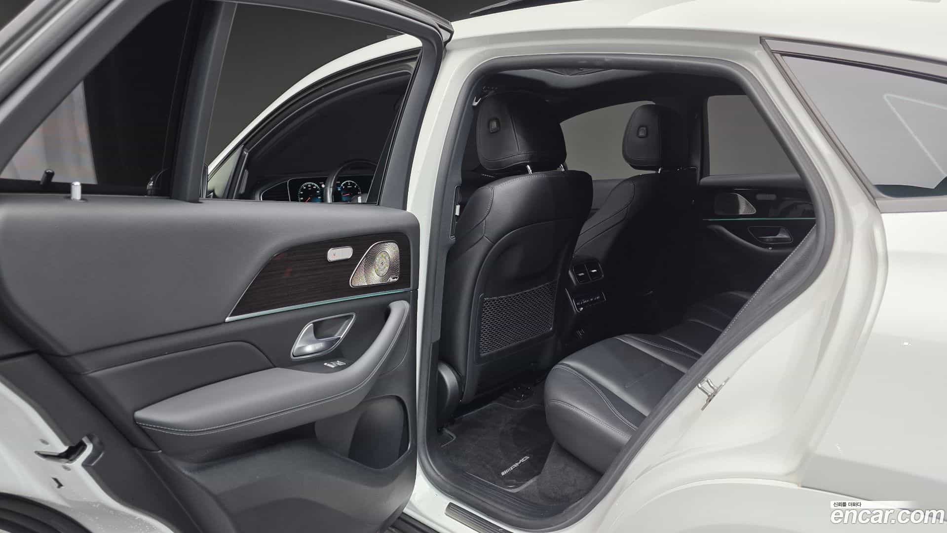 GLE-Class Mercedes-Benz 2022.10-OPTION-022