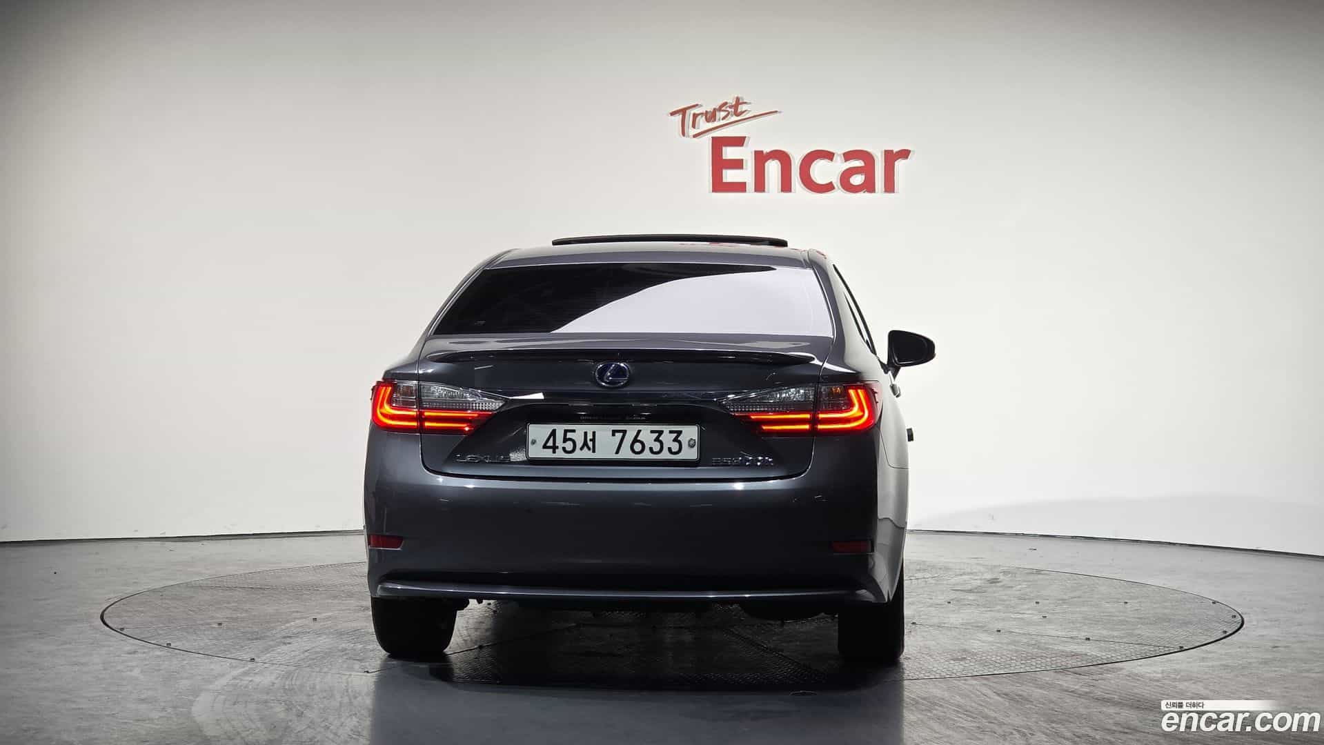 ES Lexus 2017.9-OUTER-004