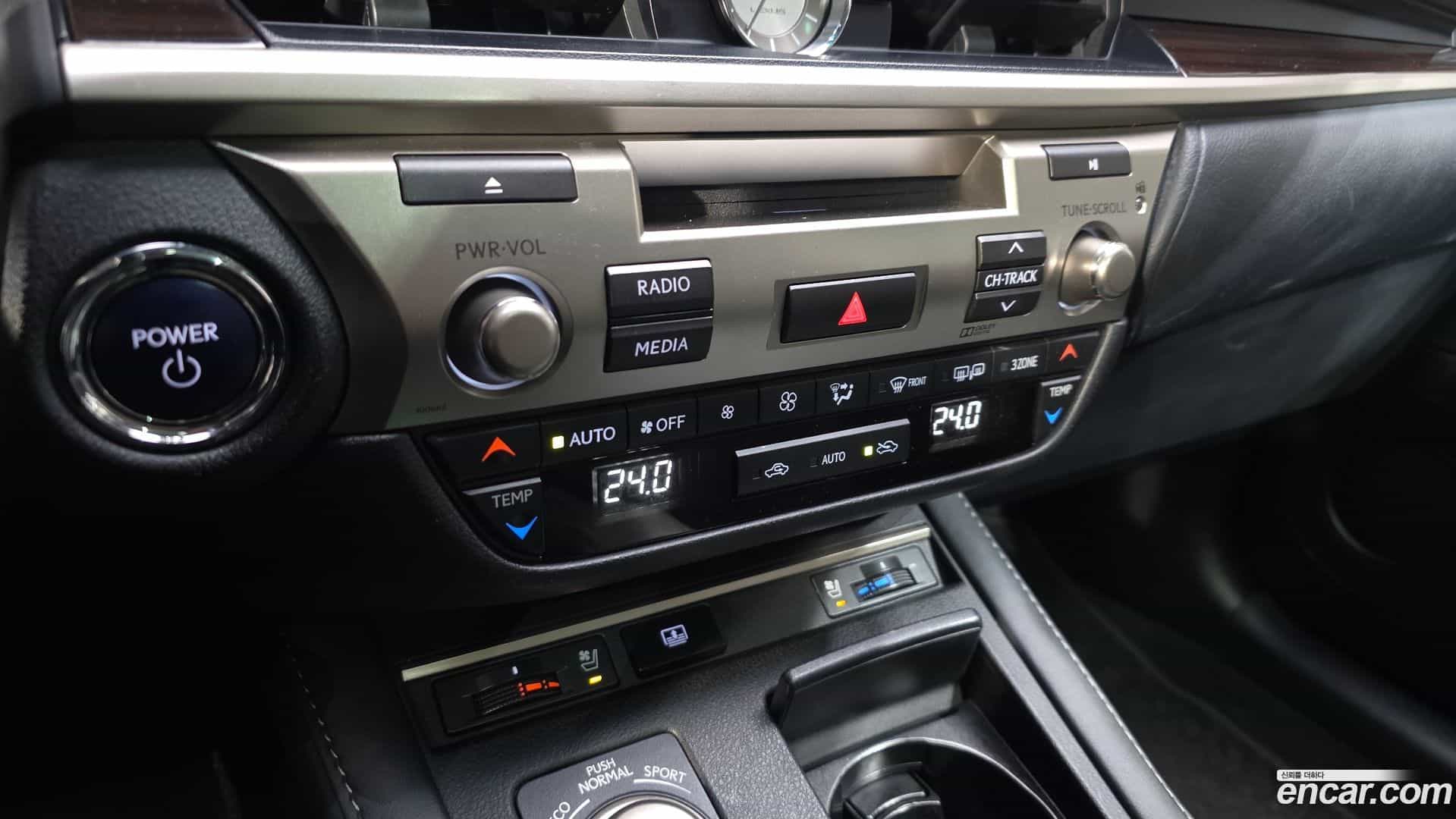 ES Lexus 2017.9-OPTION-022