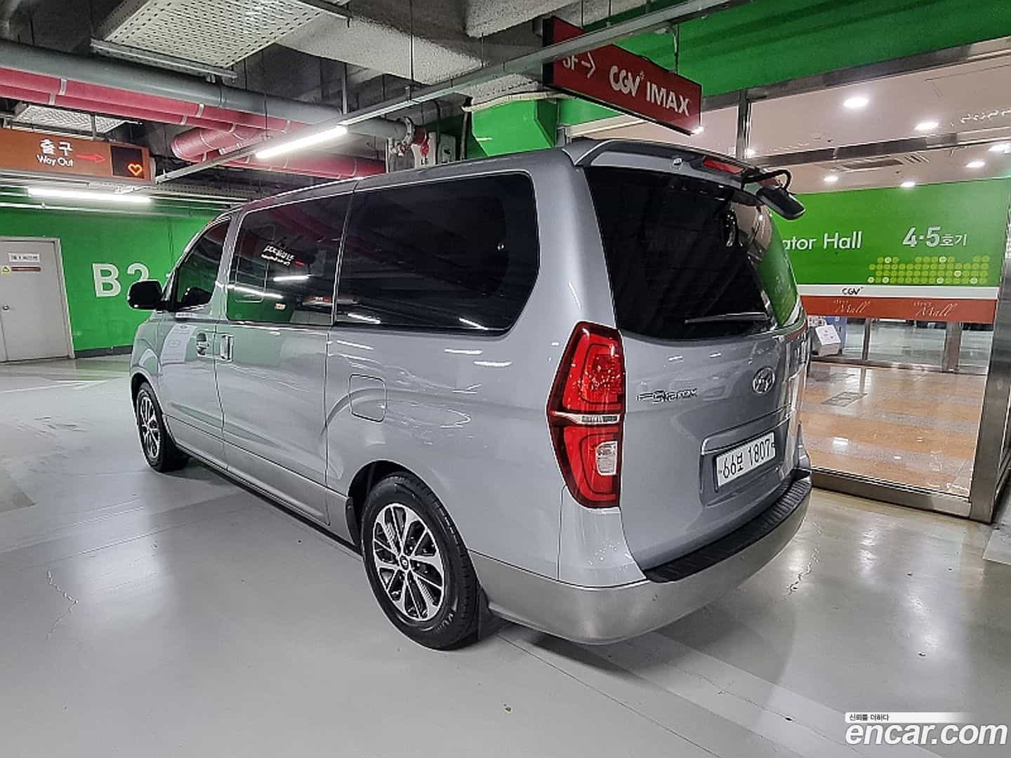 Starex Hyundai 2018.6-OUTER-003