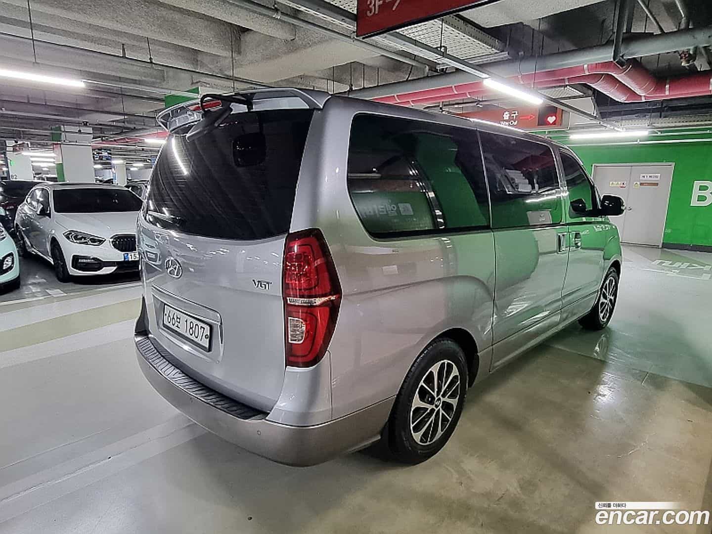 Starex Hyundai 2018.6-OUTER-004