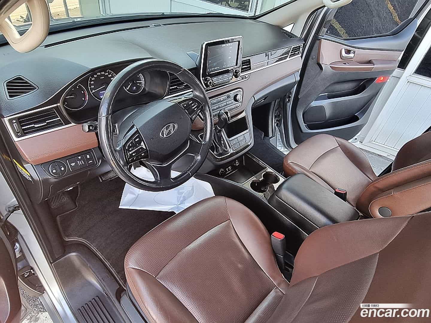 Starex Hyundai 2018.6-INNER-008