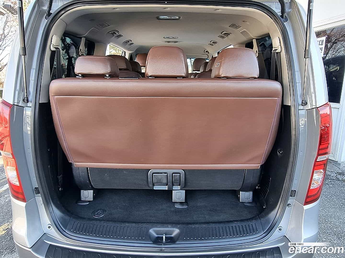 Starex Hyundai 2018.6-OPTION-022