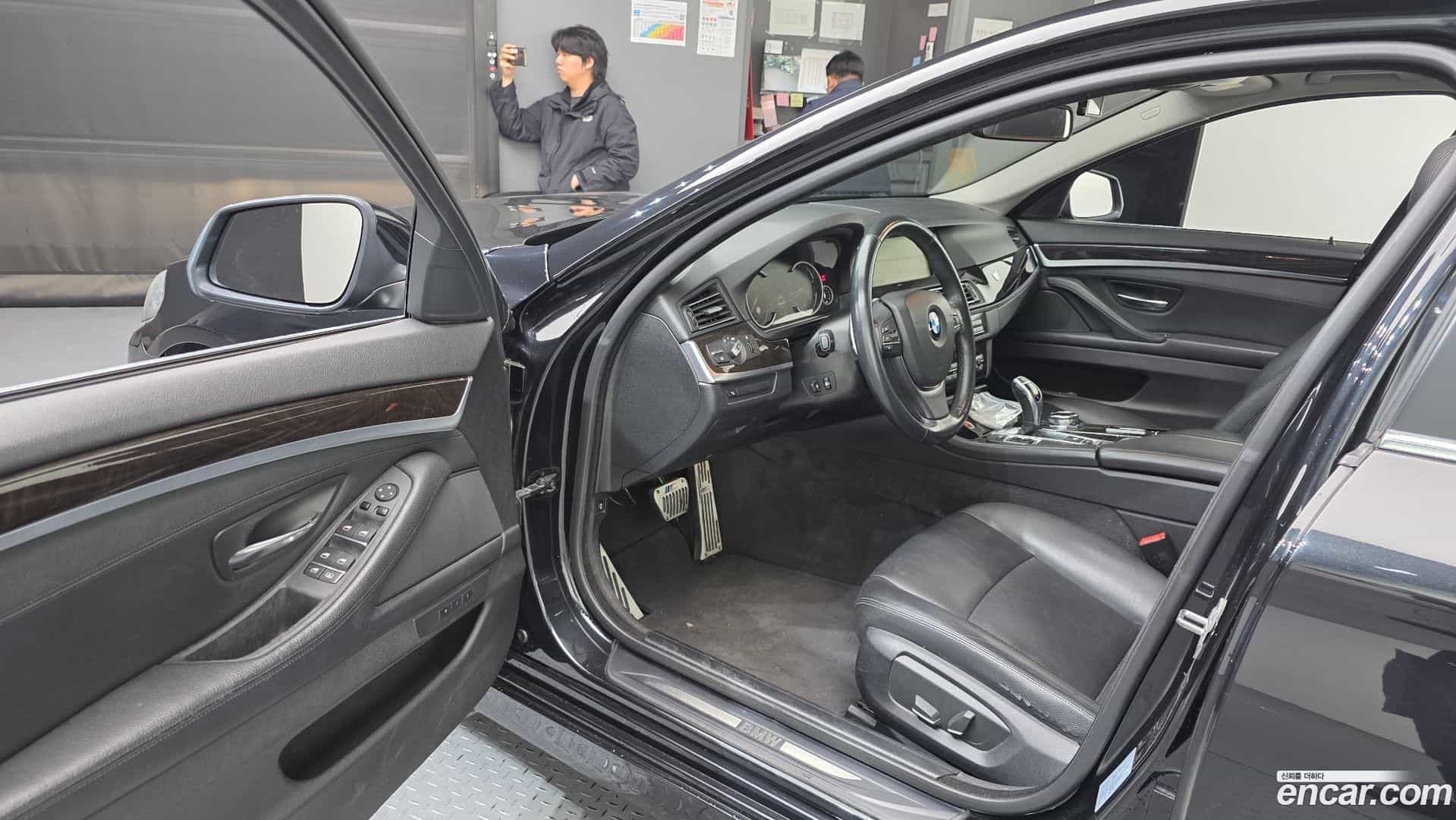 5-Series BMW 2013.11-INNER-010