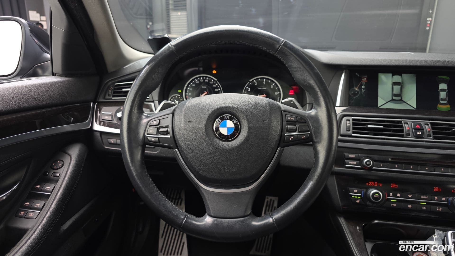 Main__Slider__Photo:5-Series BMW 2013.11-12