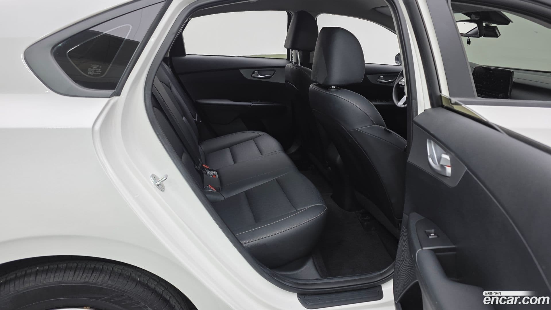 Main__Slider__Photo:K3 Kia 2023.11-11