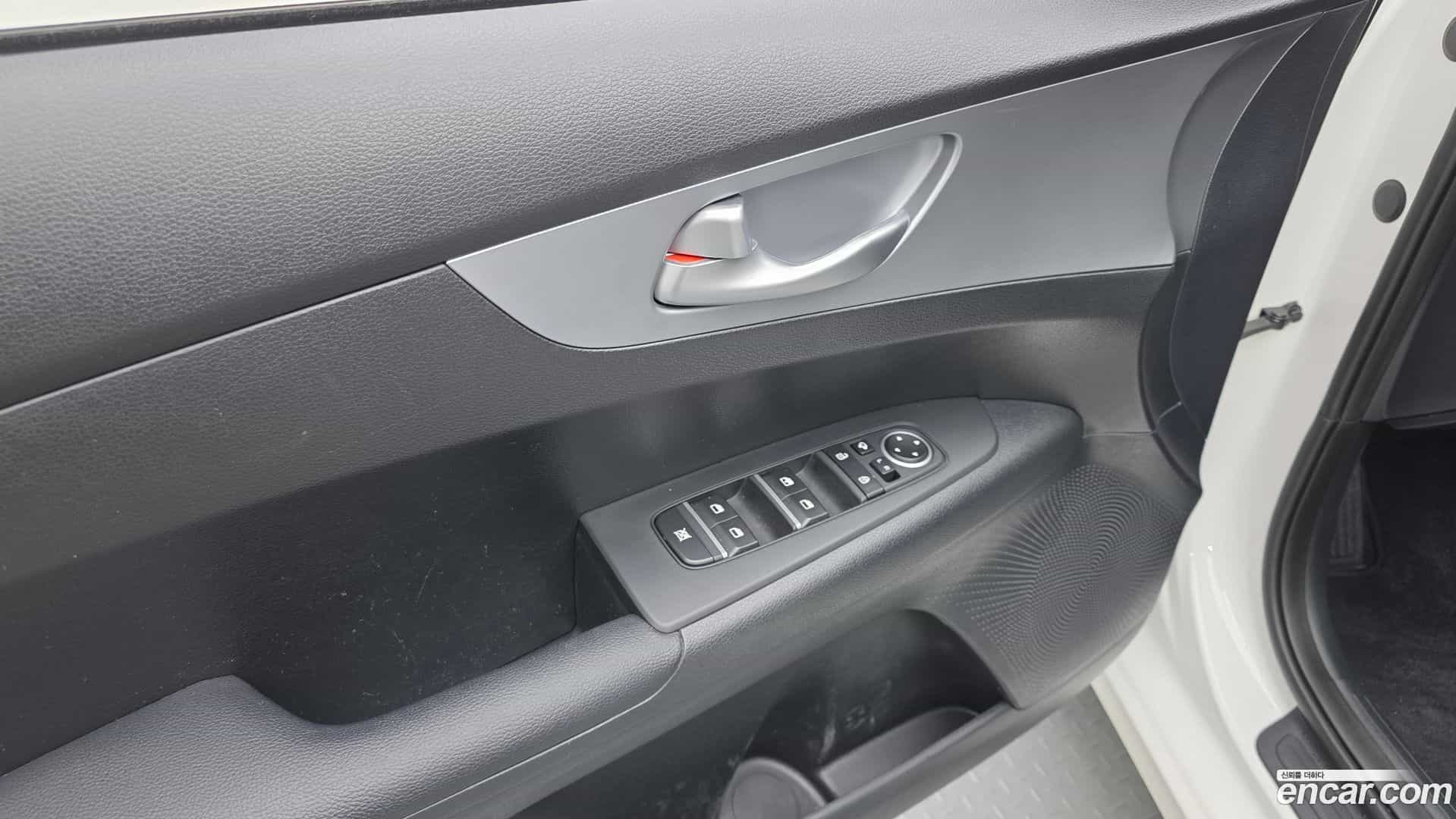 K3 Kia 2023.11-OPTION-018