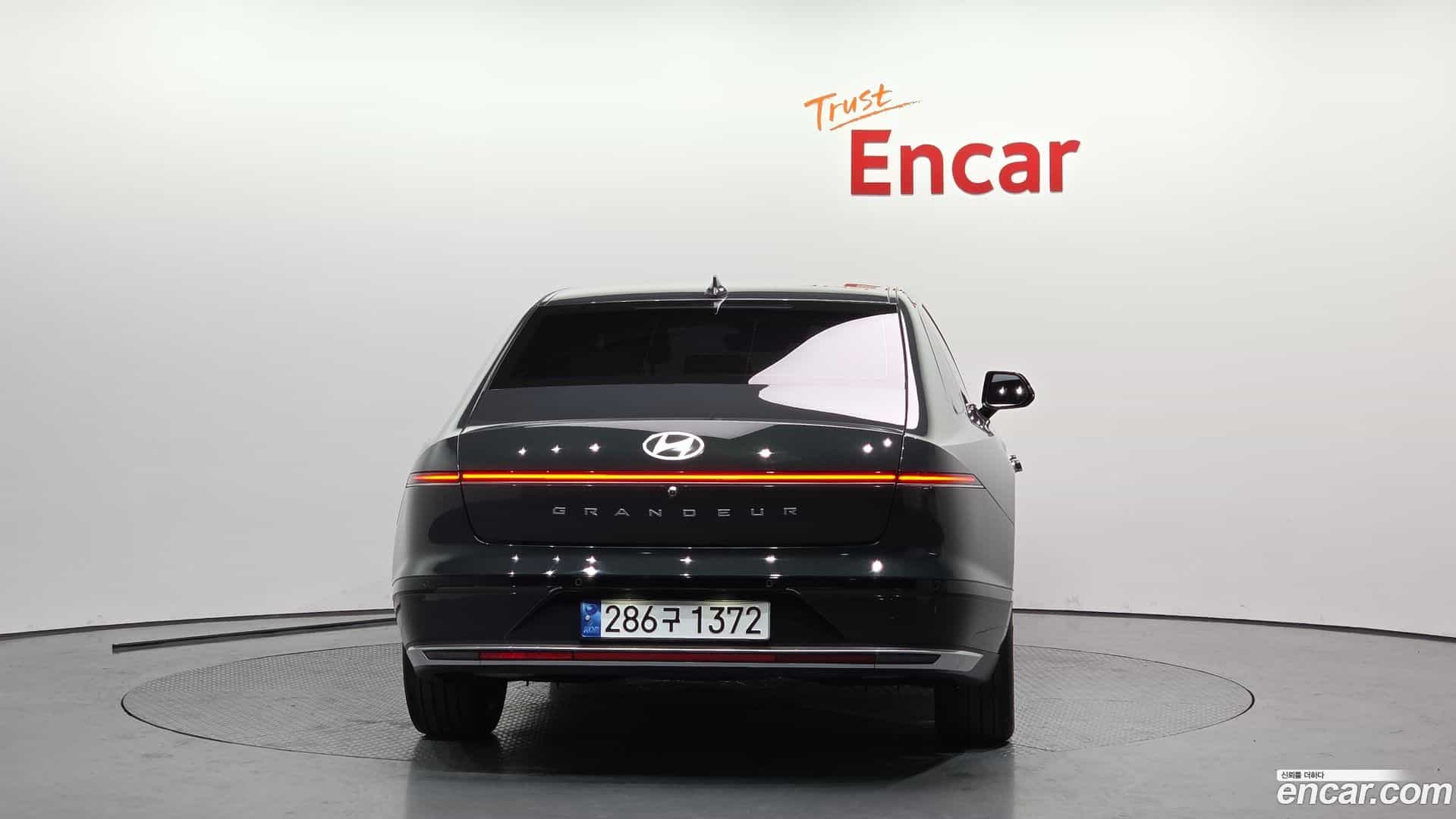 Grandeur Hyundai 2023.0-OUTER-004